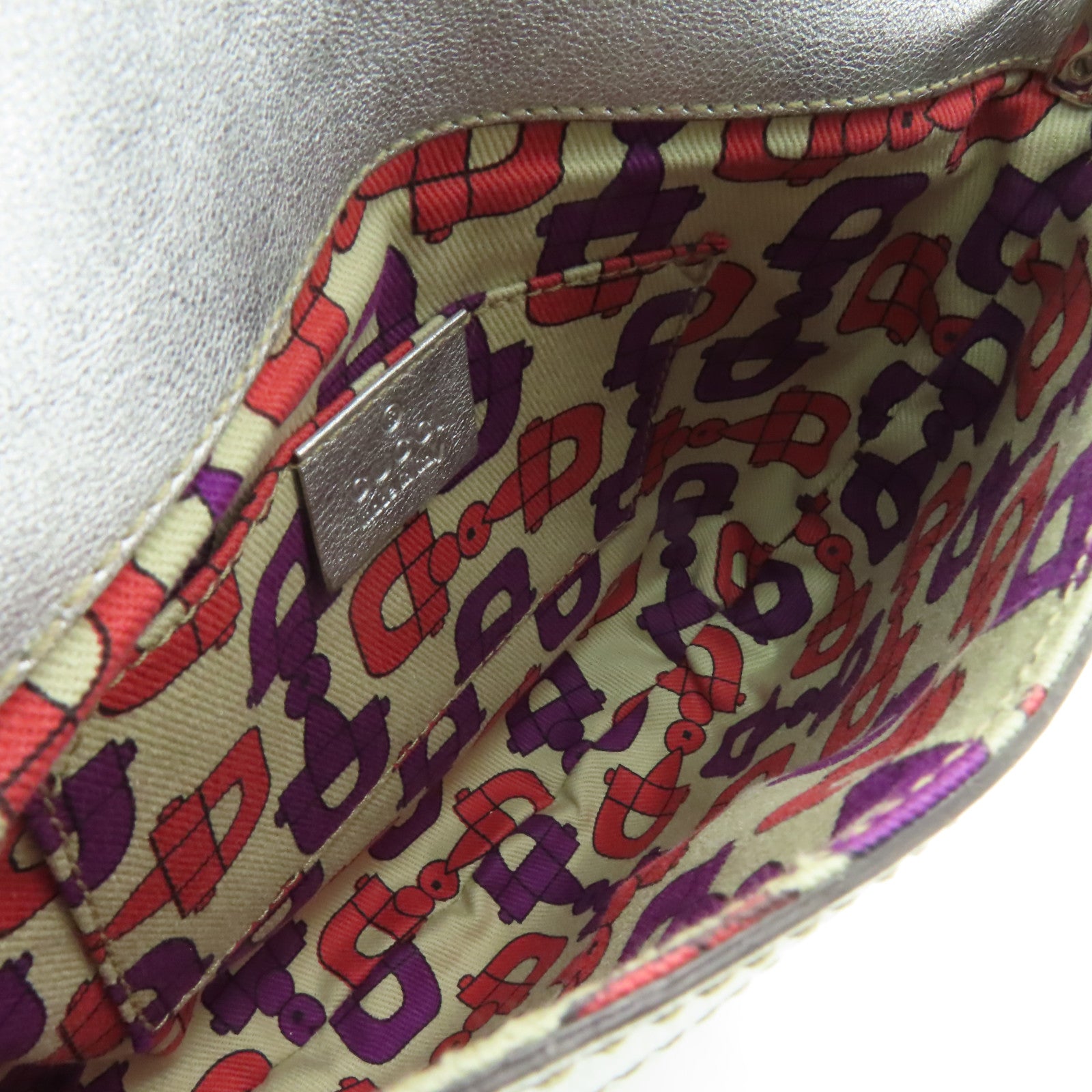 GUCCI 皮革Hand Bag銀扣手挽袋銀色