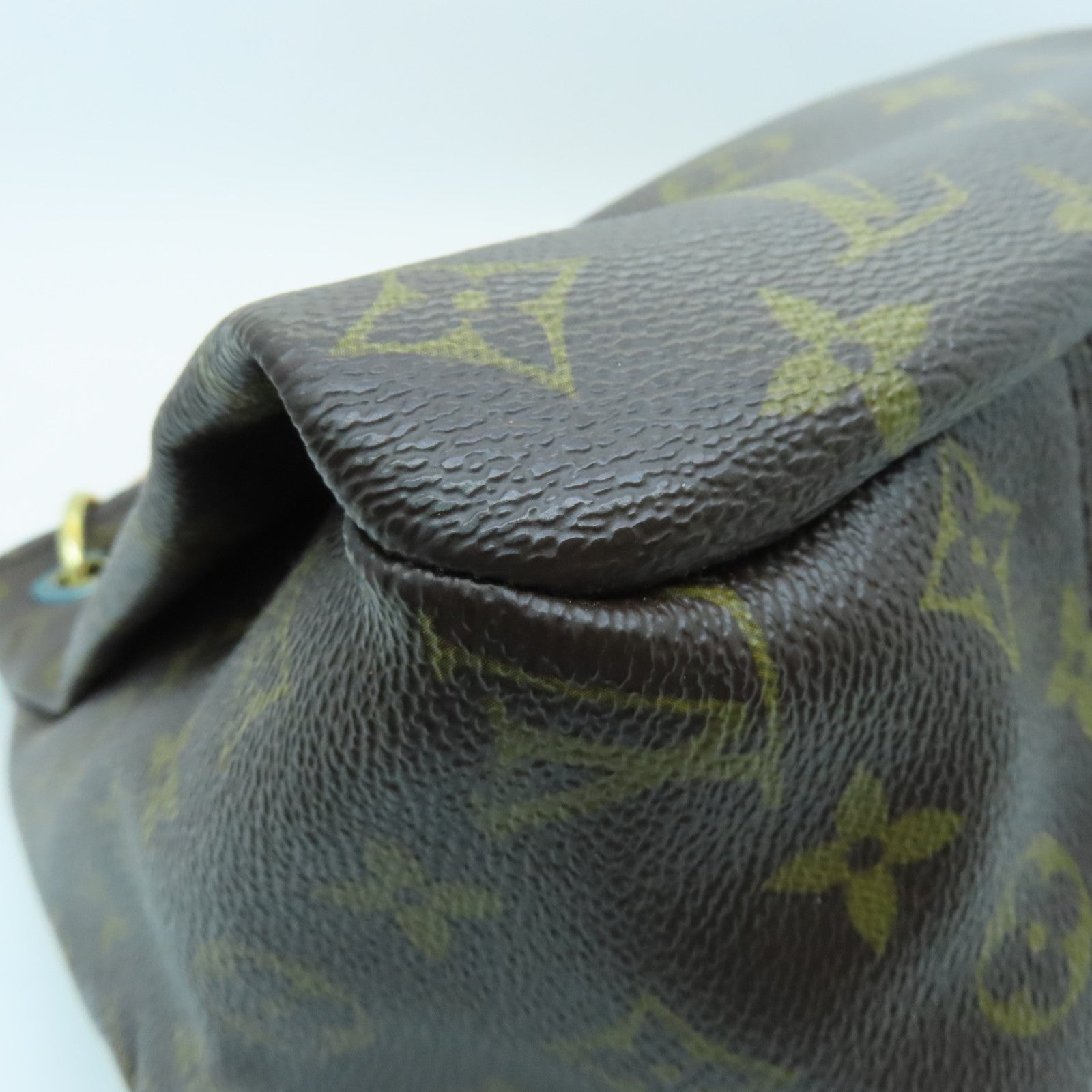 LOUIS VUITTON Monogram Artsy MM gold buckle handle bag brown