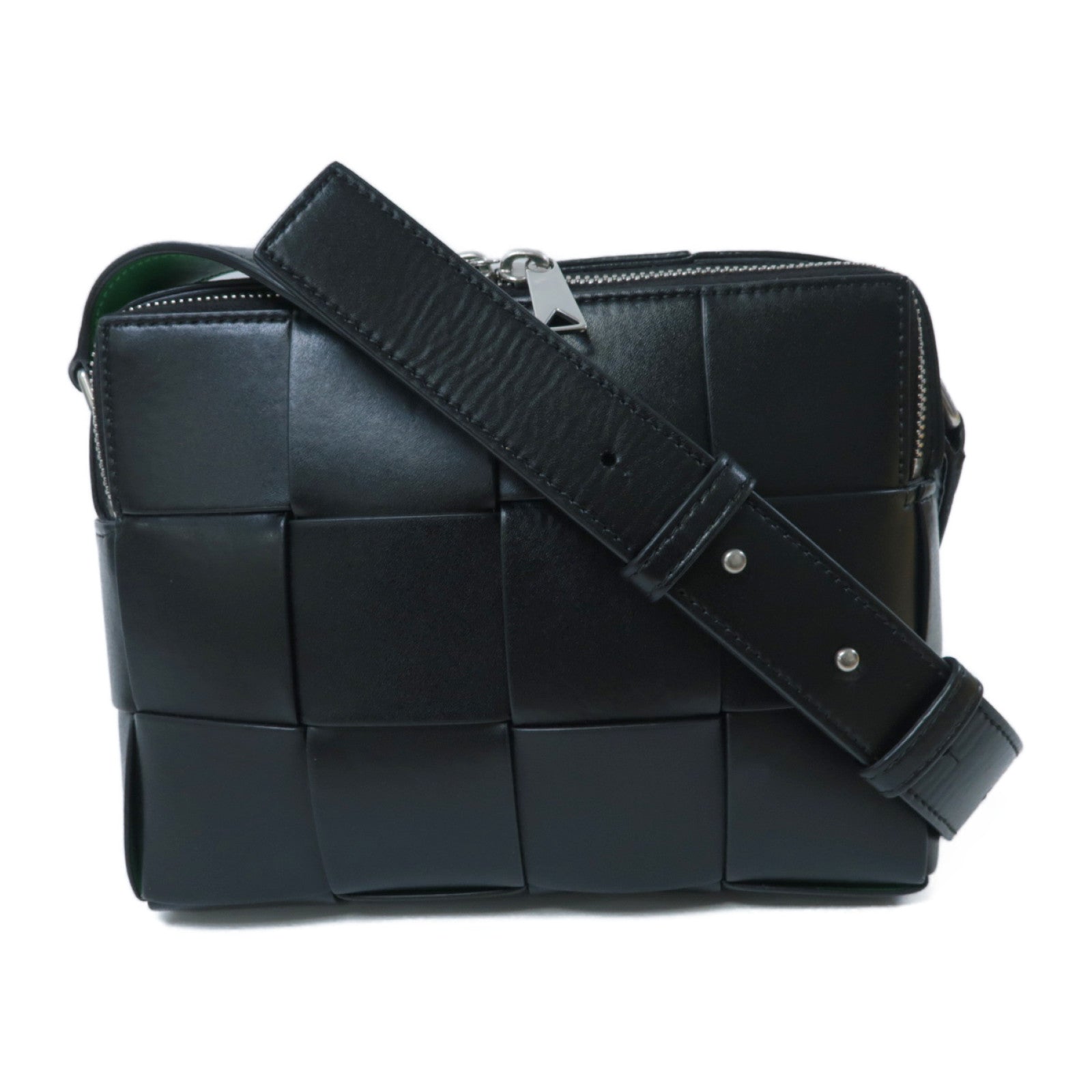 BOTTEGA VENETA 織紋牛皮皮革Cassette Camera Bag銀扣肩背袋黑色/綠色