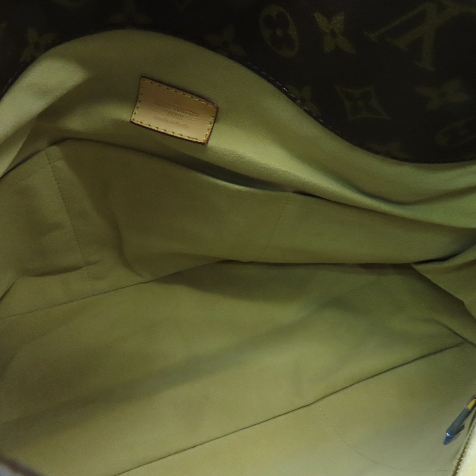LOUIS VUITTON Monogram Artsy MM gold buckle handle bag brown