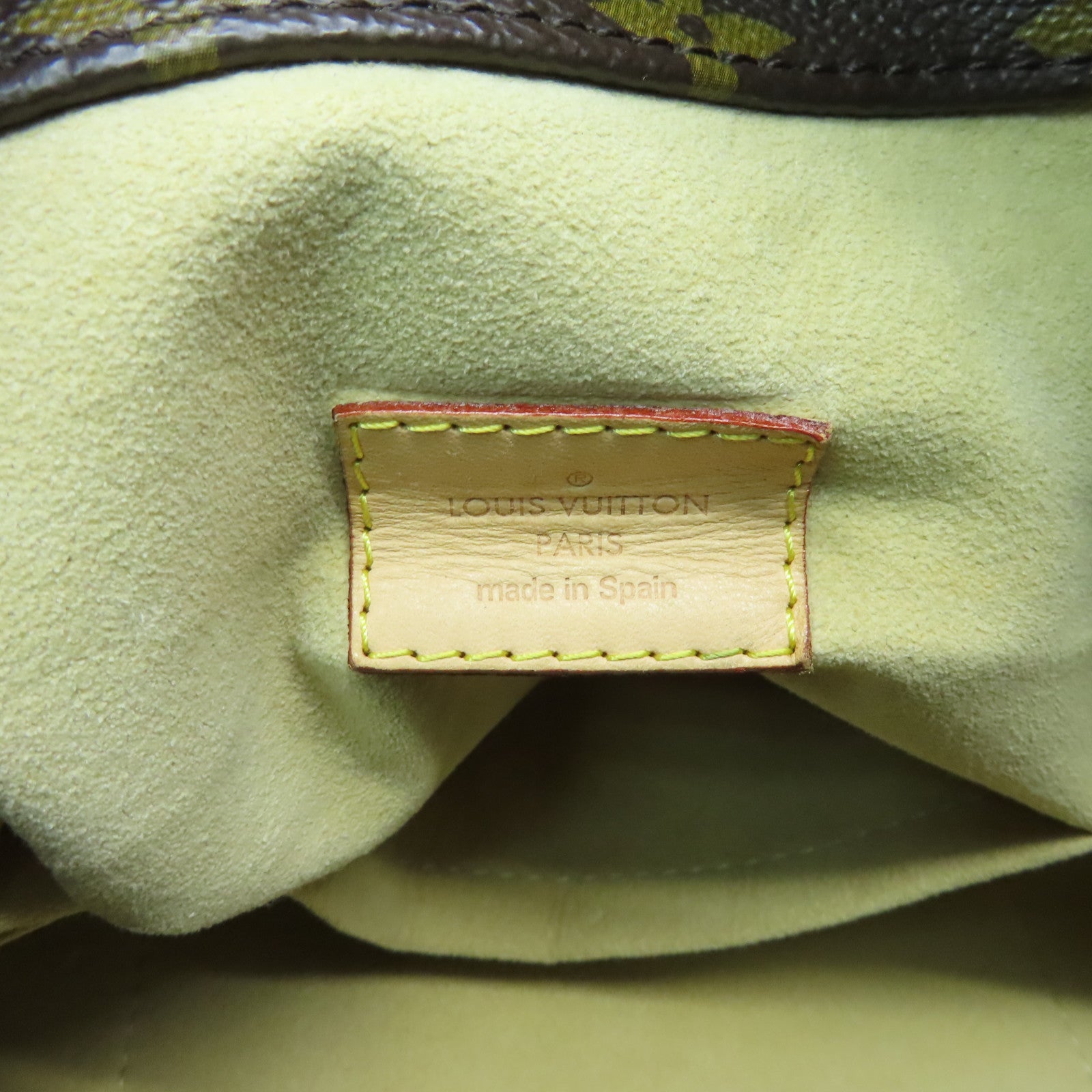 LOUIS VUITTON Monogram Artsy MM gold buckle handle bag brown