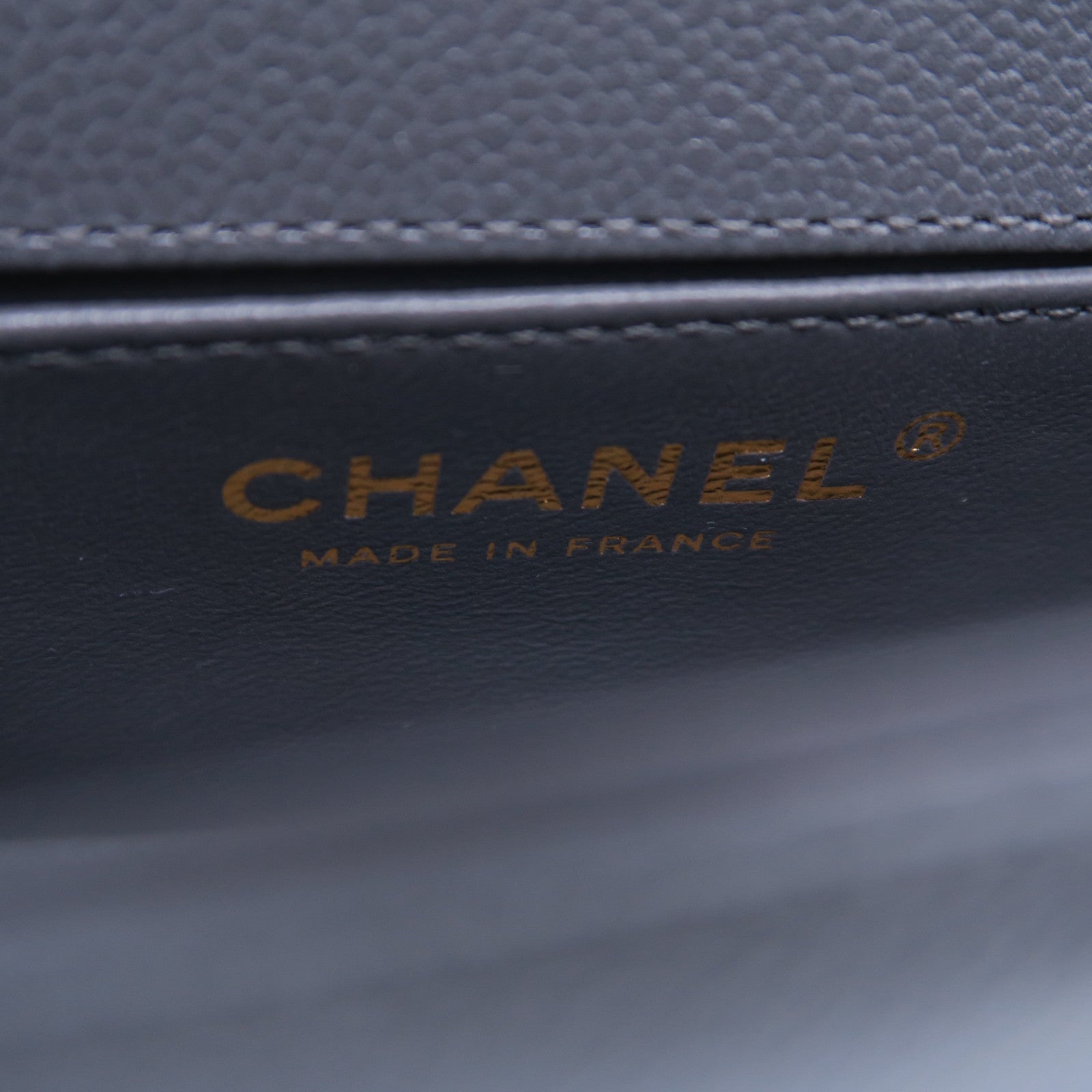 CHANEL 菱格牛皮皮革Mini Boy金扣鏈帶肩背袋灰色