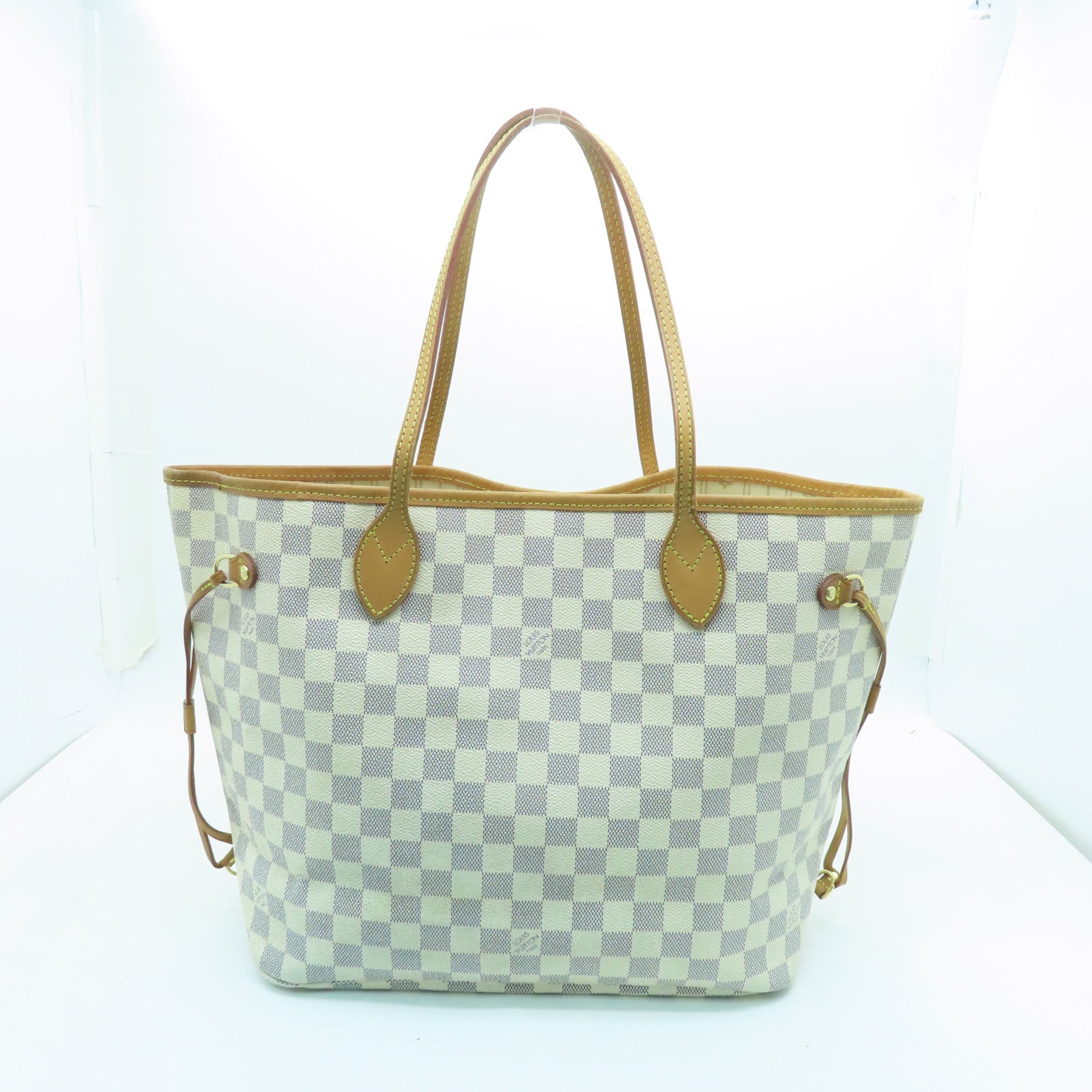 White neverfull online mm