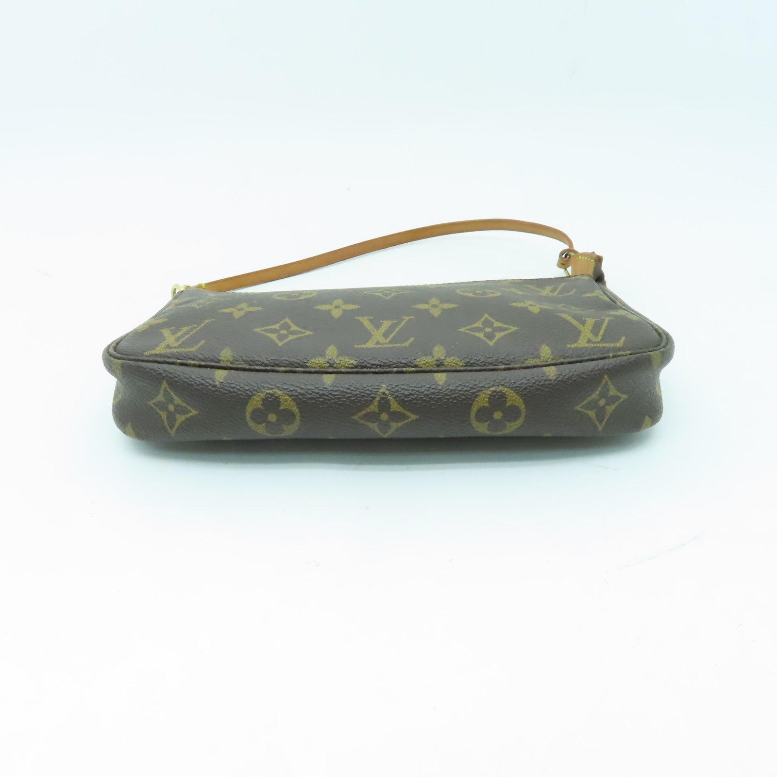 LOUIS VUITTON Monogram Pochette Accessories金扣手提包啡色