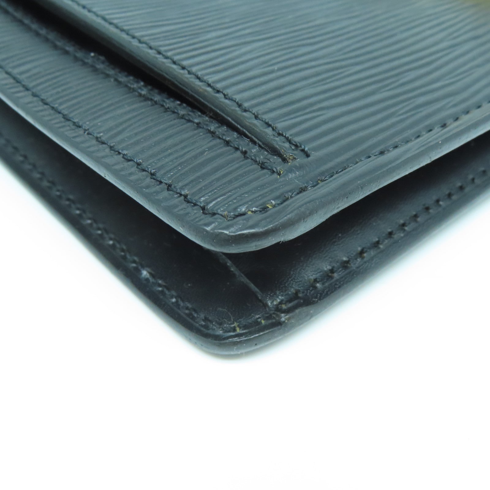 LOUIS VUITTON Epi Pochette Sellier Dragonne Pouch金扣手拿包黑色