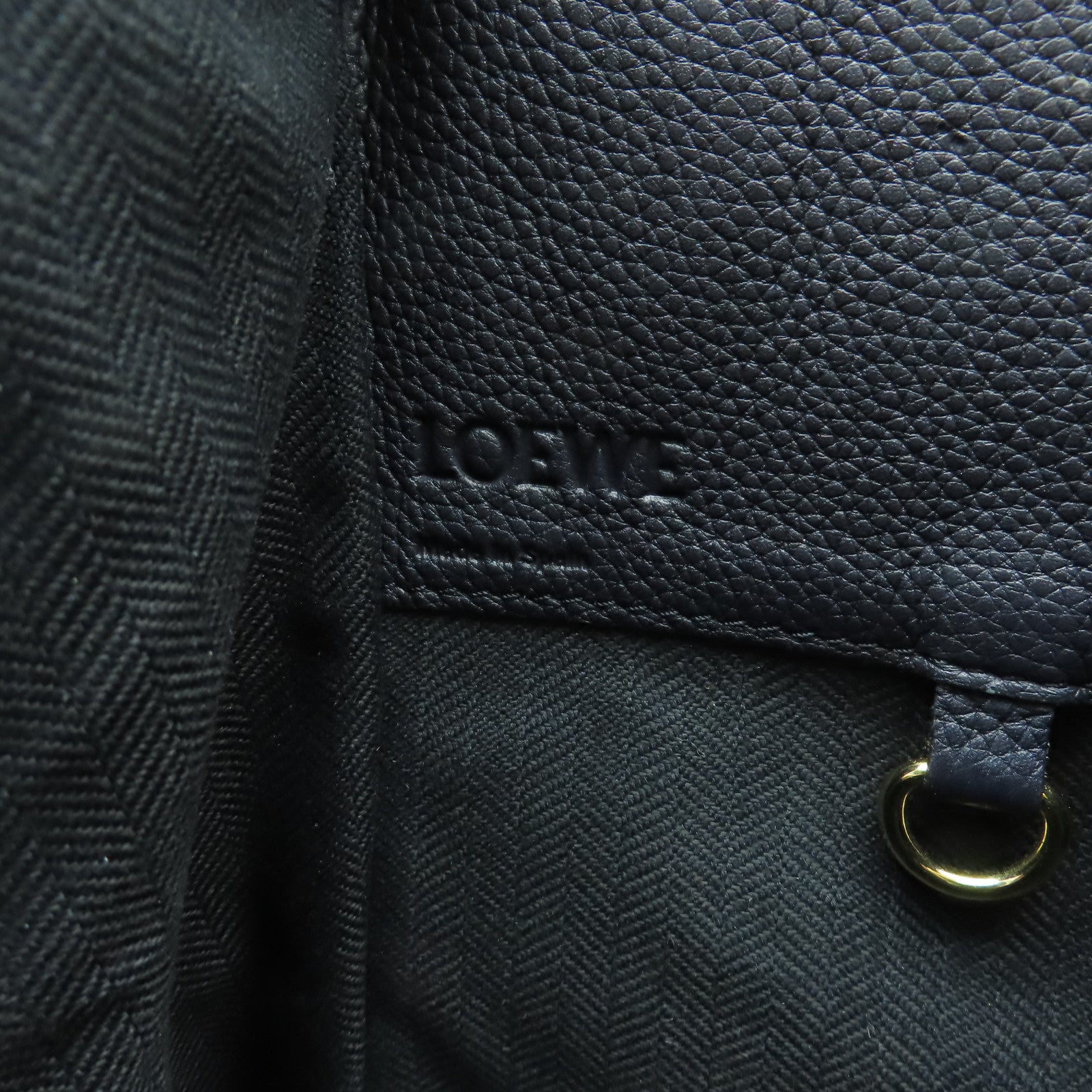 LOEWE 牛皮皮革Hammock Medium金扣手挽肩背兩用袋黑色