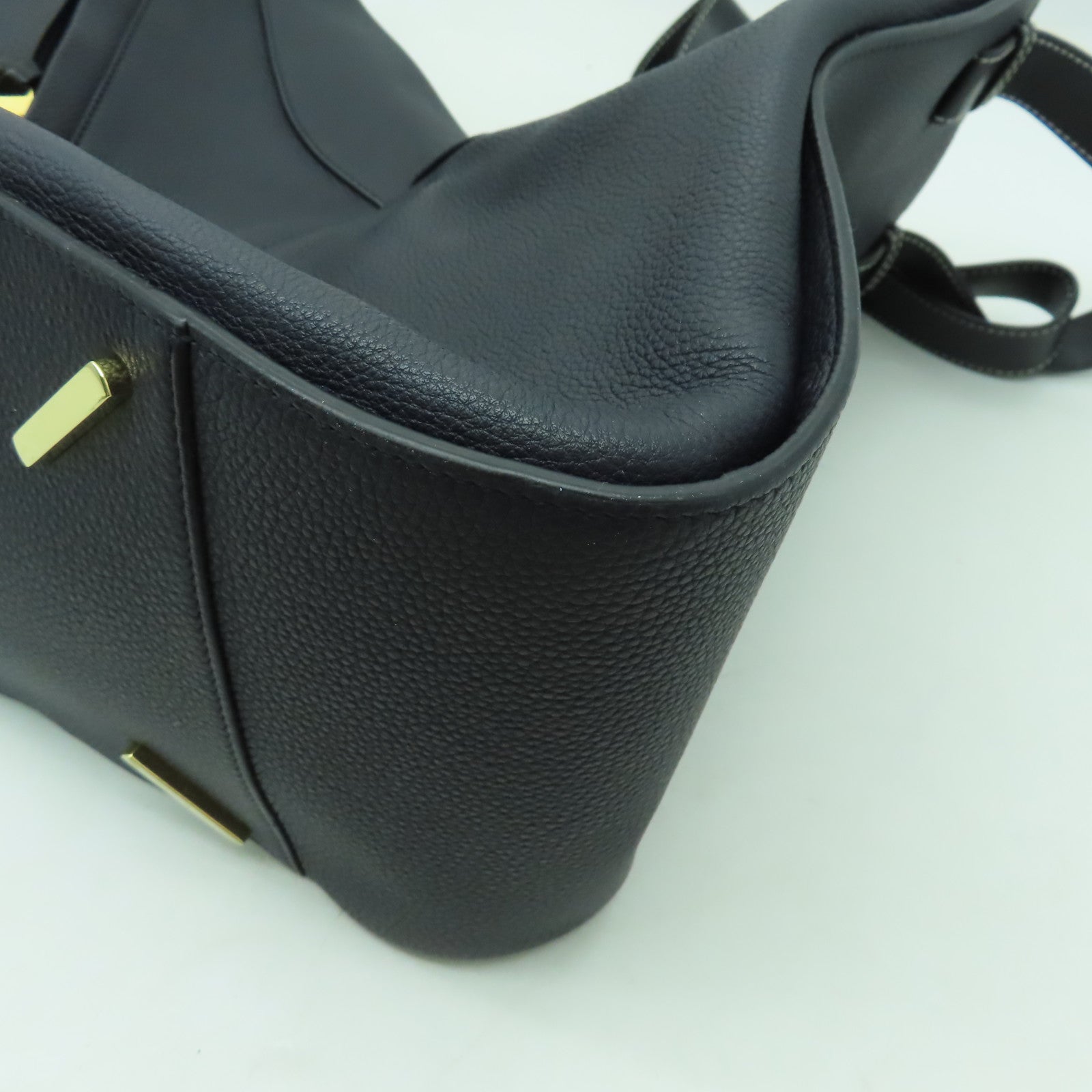 LOEWE 牛皮皮革Hammock Medium金扣手挽肩背兩用袋黑色