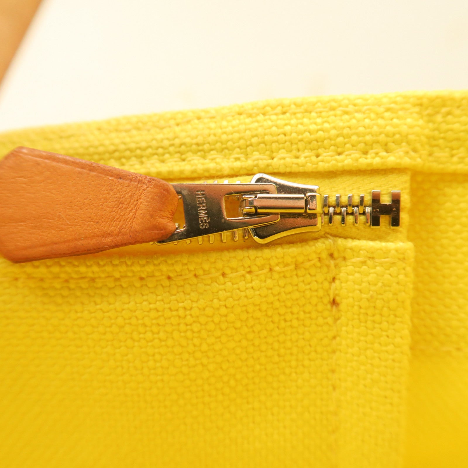 HERMES Canvas Shoulder Bag Silver Buckle Shoulder Bag Yellow