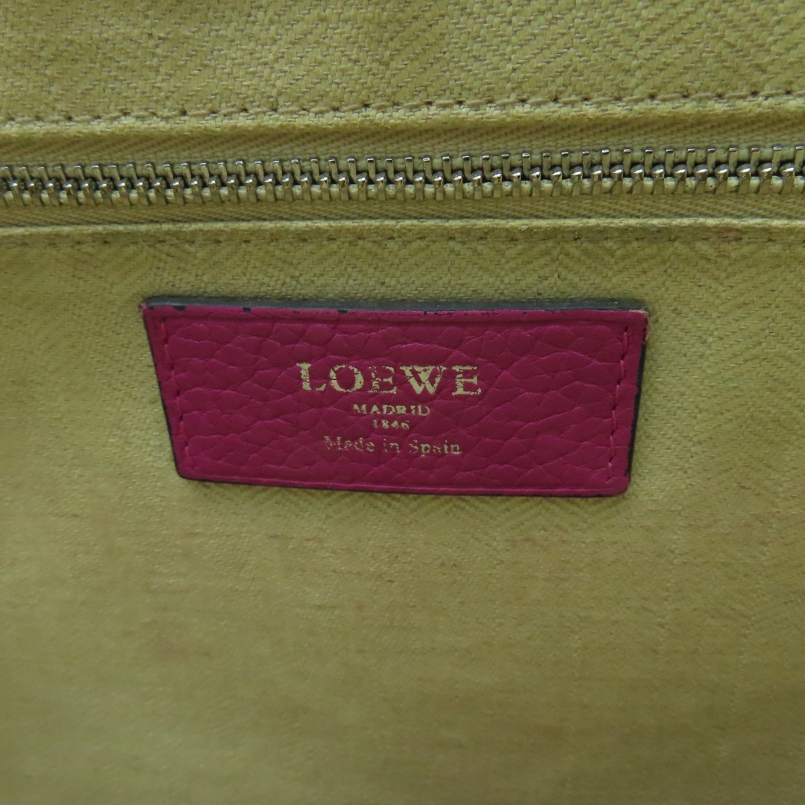 LOEWE 【激減優惠】牛皮皮革Shoulder Bag銀扣肩背袋紫紅色