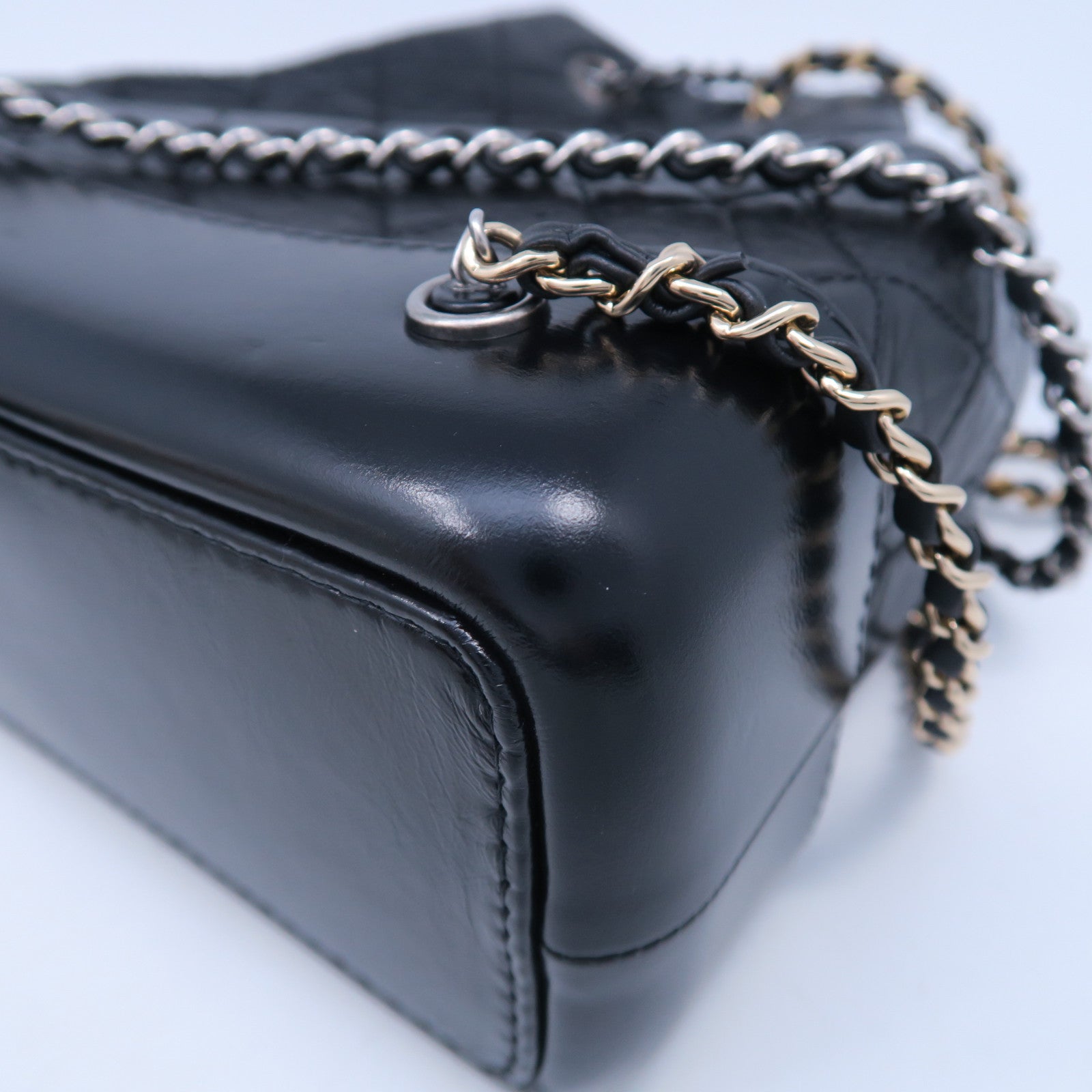 CHANEL 菱格牛皮皮革Gabrielle Backpack银扣链带背包黑色