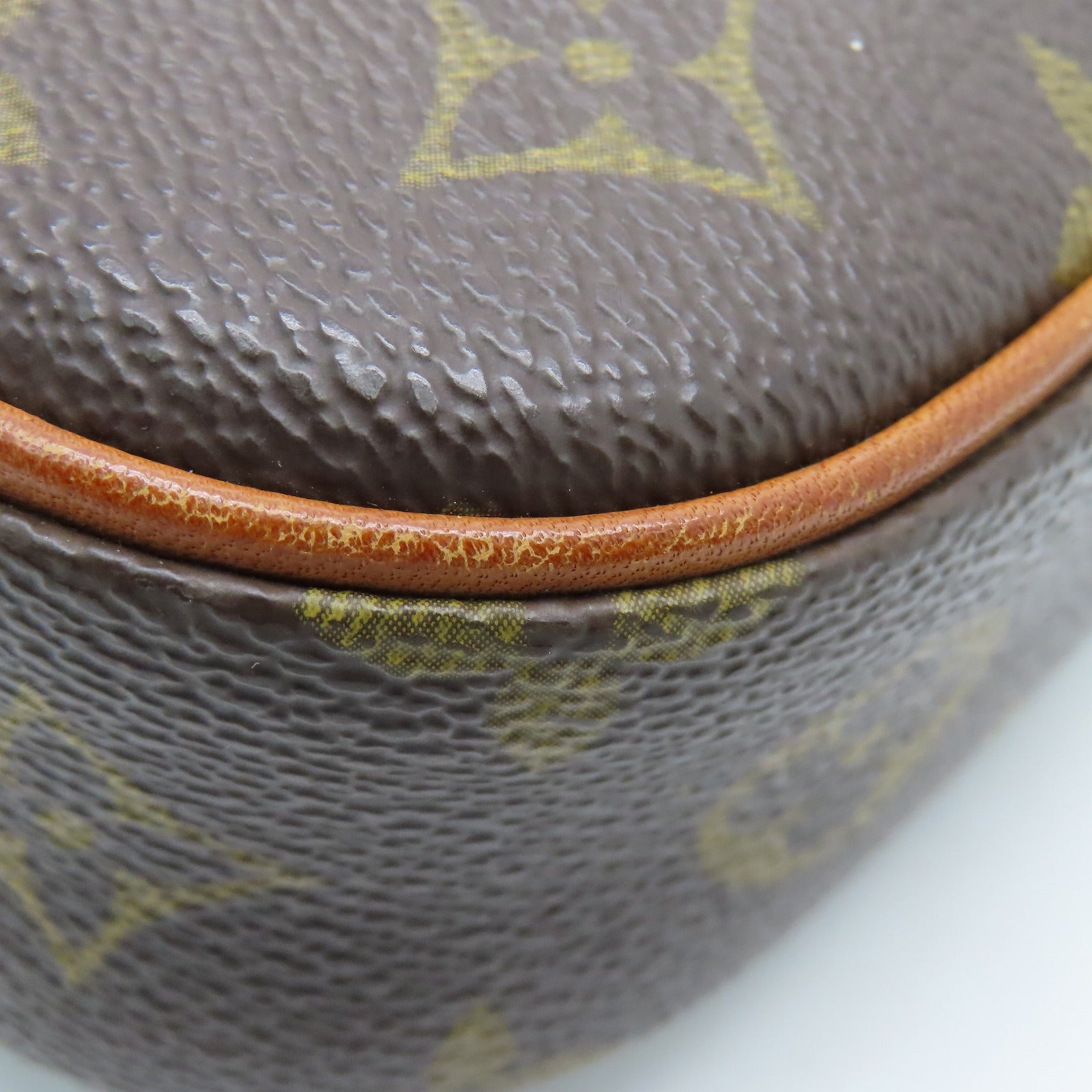 LOUIS VUITTON Monogram Pochette Gange Gold Buckle Belt Bag Brown