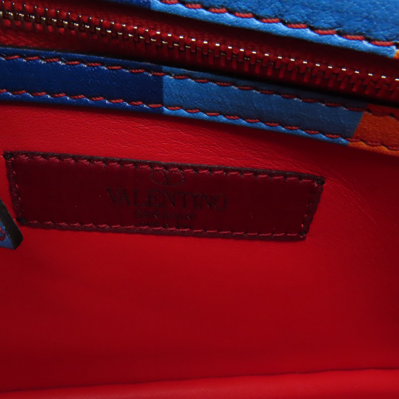 Valentino 窩釘牛皮皮革Clutch金扣手拿包彩色