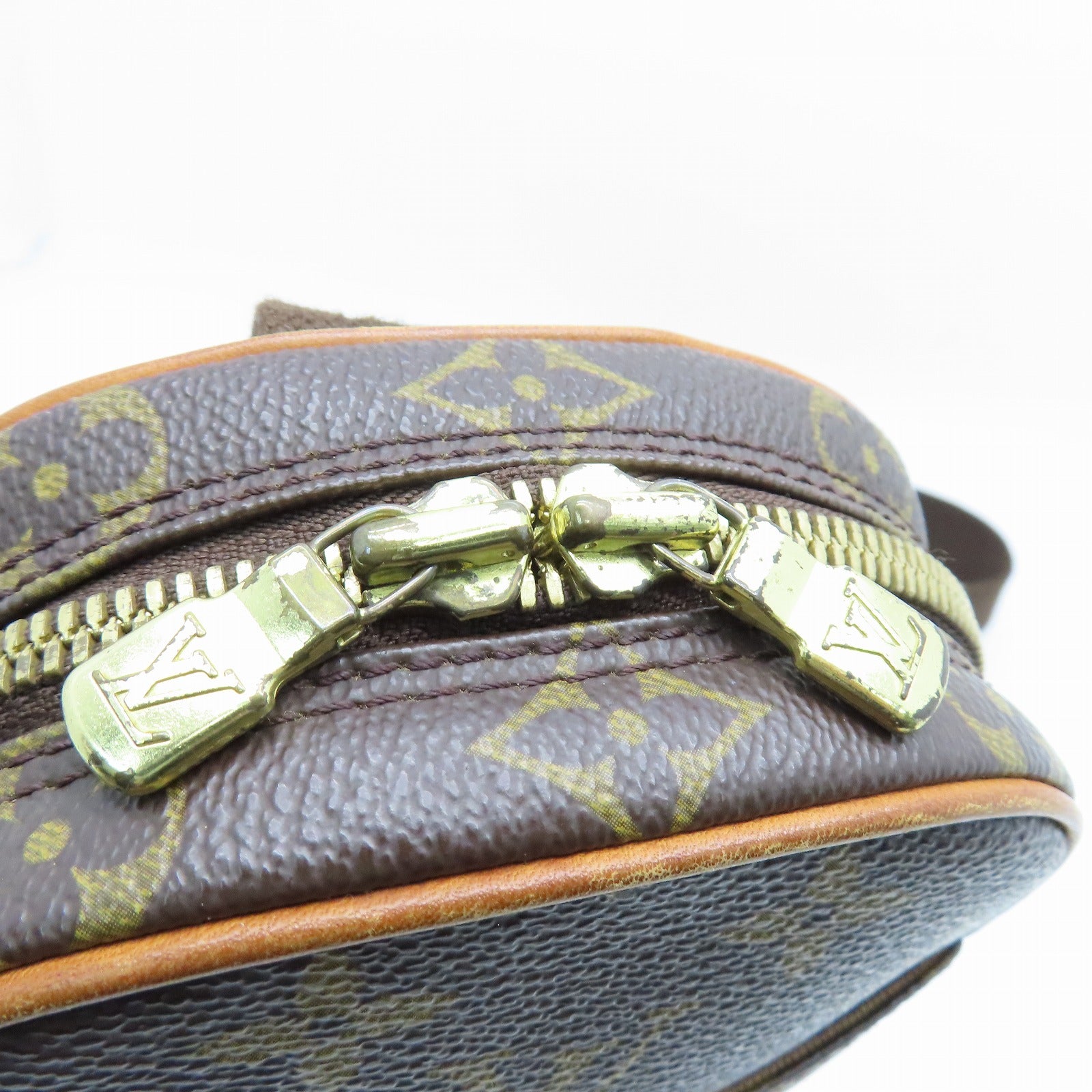 LOUIS VUITTON Monogram Pochette Gange Gold Buckle Belt Bag Brown