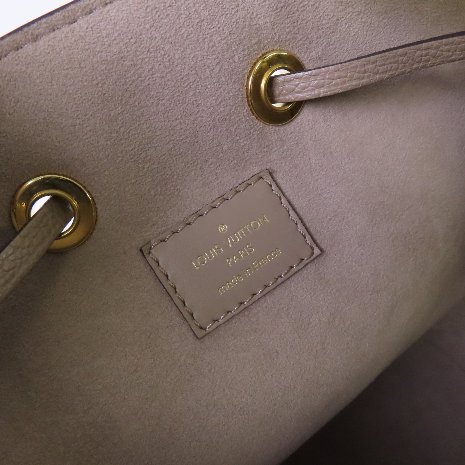 LOUIS VUITTON Monogram Empreinte NeoNoe MM 2way Shoulder Bag金扣手挽肩背兩用袋斑鳩灰色/奶油色