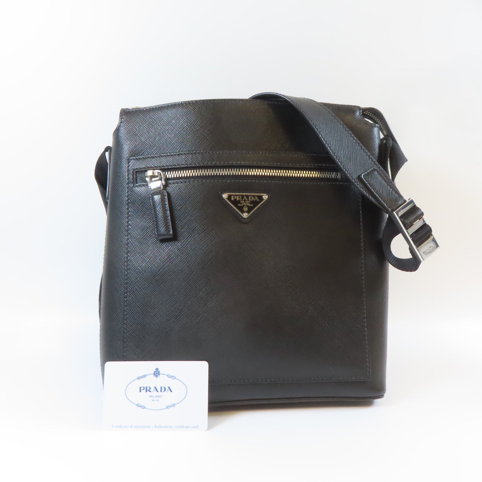 PRADA 牛皮皮革Shoulder Bag銀扣肩背袋黑色