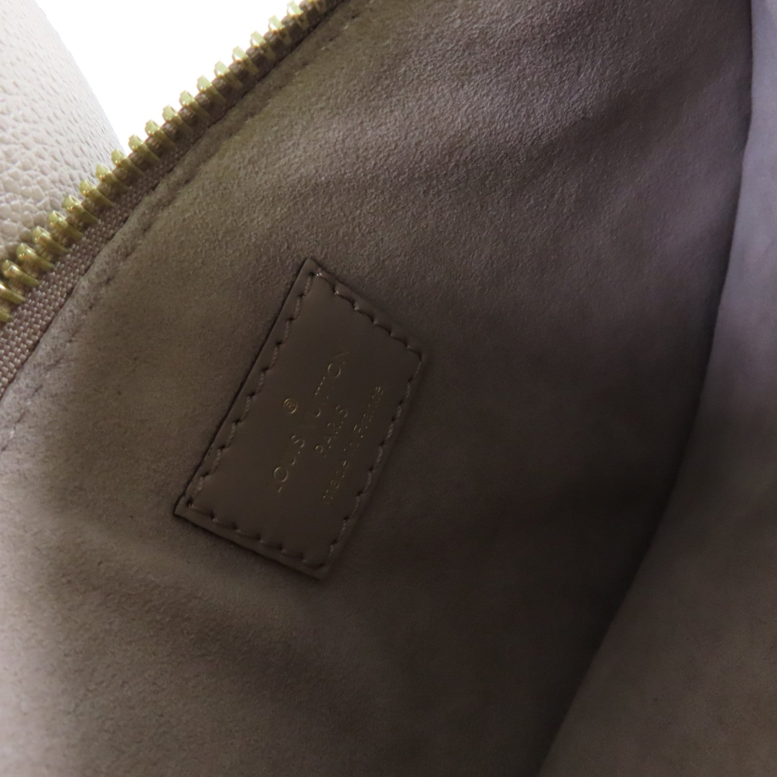 LOUIS VUITTON Monogram Empreinte NeoNoe MM 2way Shoulder Bag金扣手挽肩背兩用袋斑鳩灰色/奶油色