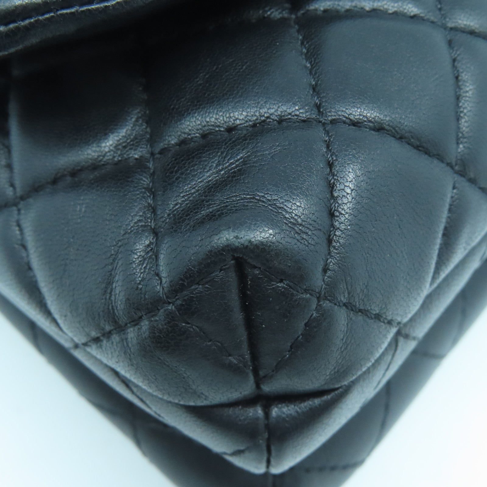 CHANEL Rhombus Sheepskin Leather Chain Shoulder Gold Buckle Handle Shoulder Back Dual-purpose Bag Black