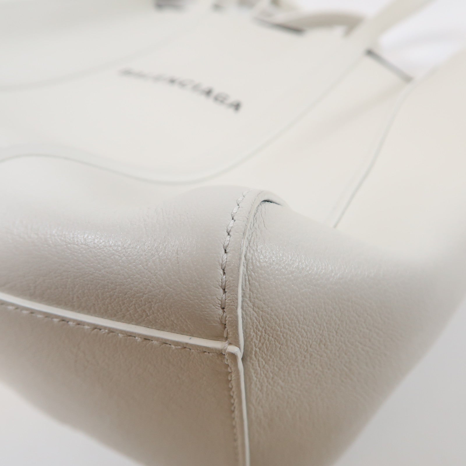 BALENCIAGA 牛皮皮革Tote Bag銀扣手挽肩背兩用袋白色