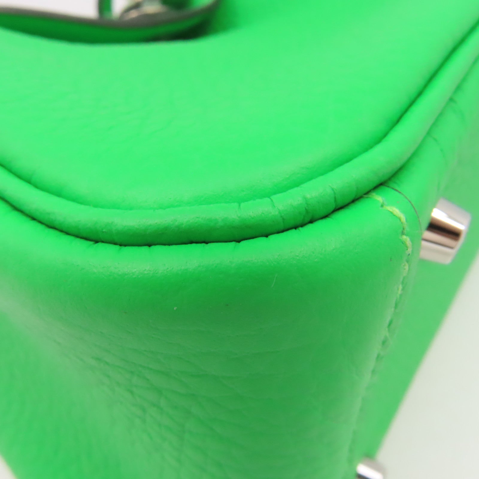 HERMES Clemence皮革Mini Lindy Shoulder Bag銀扣肩背袋Vert Comics/漫畫綠色