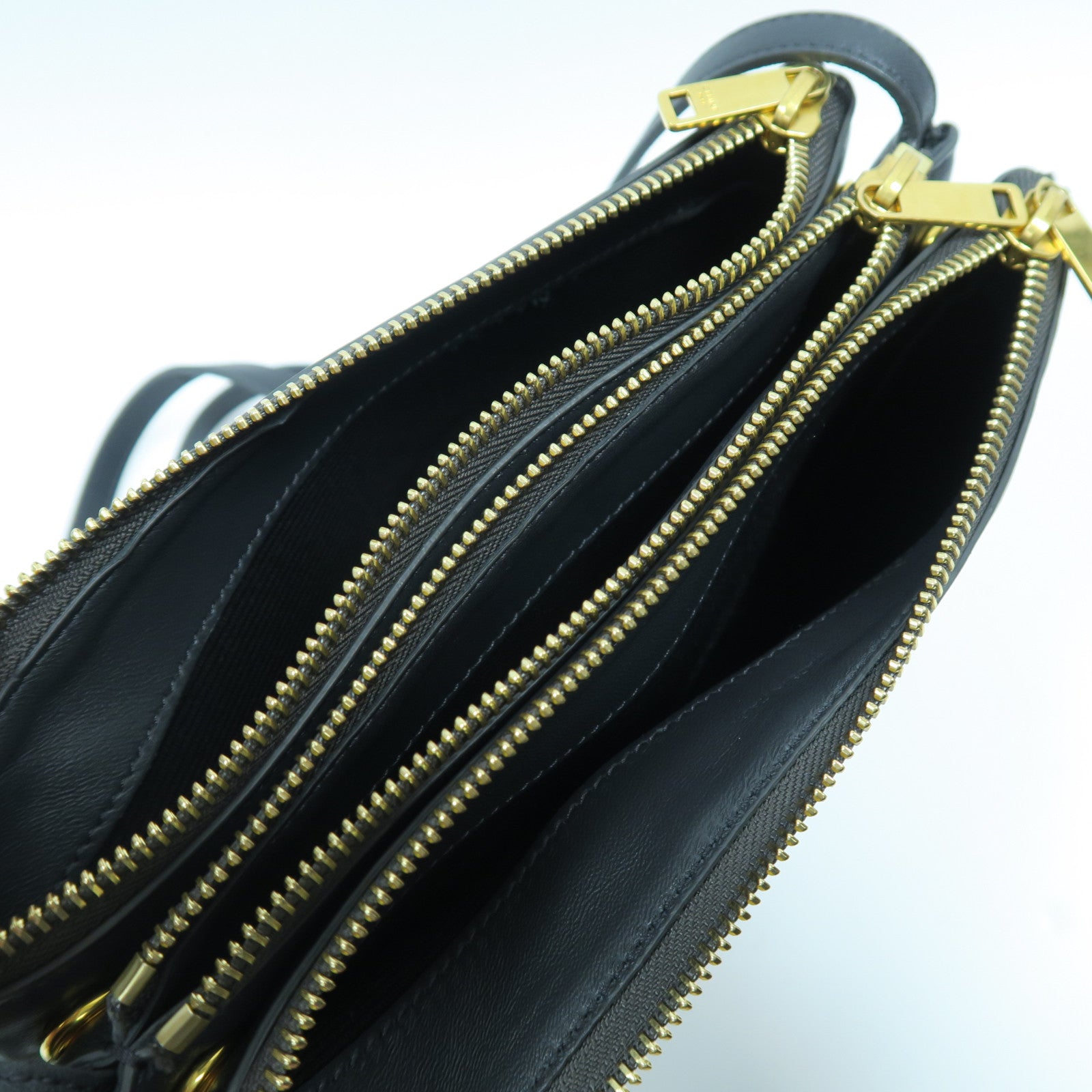 CELINE 羊皮皮革Trio Bag金扣肩背袋灰色