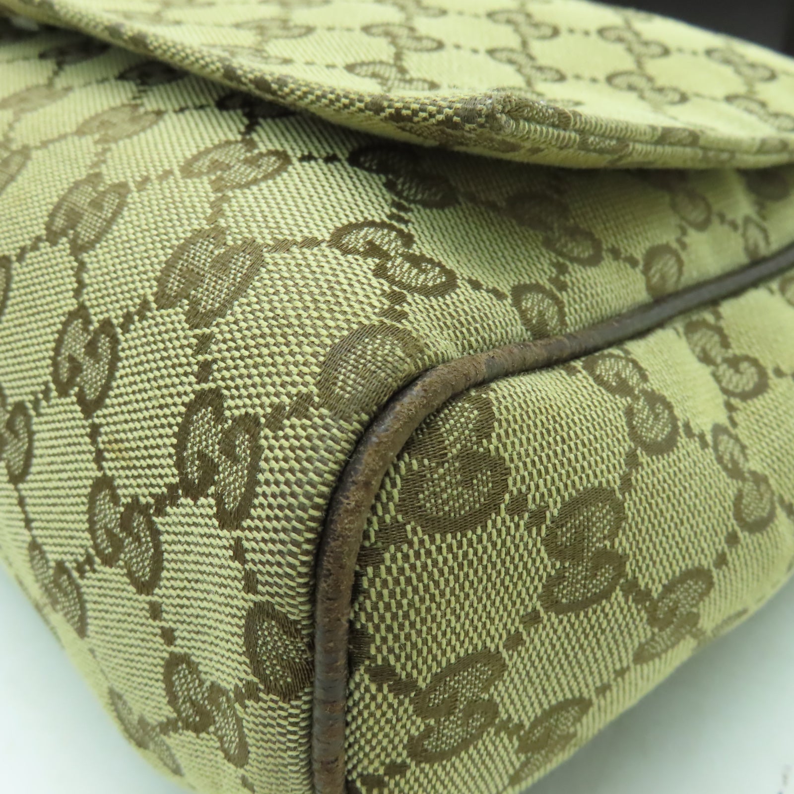GUCCI 帆布Shoulder Bag銀扣肩背袋啡色