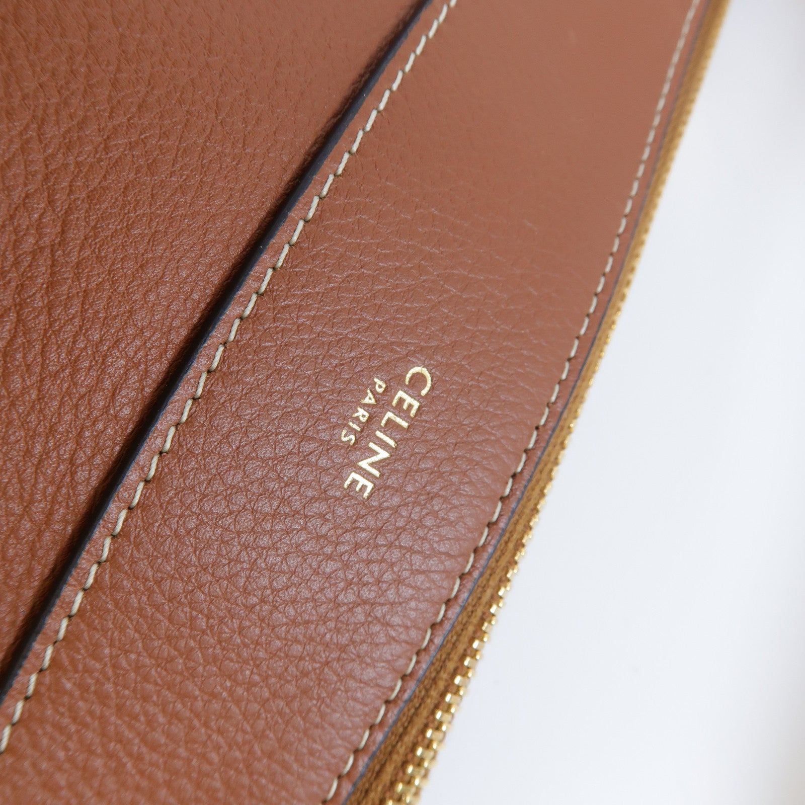 CELINE 牛皮皮革Romy金扣肩背袋啡色
