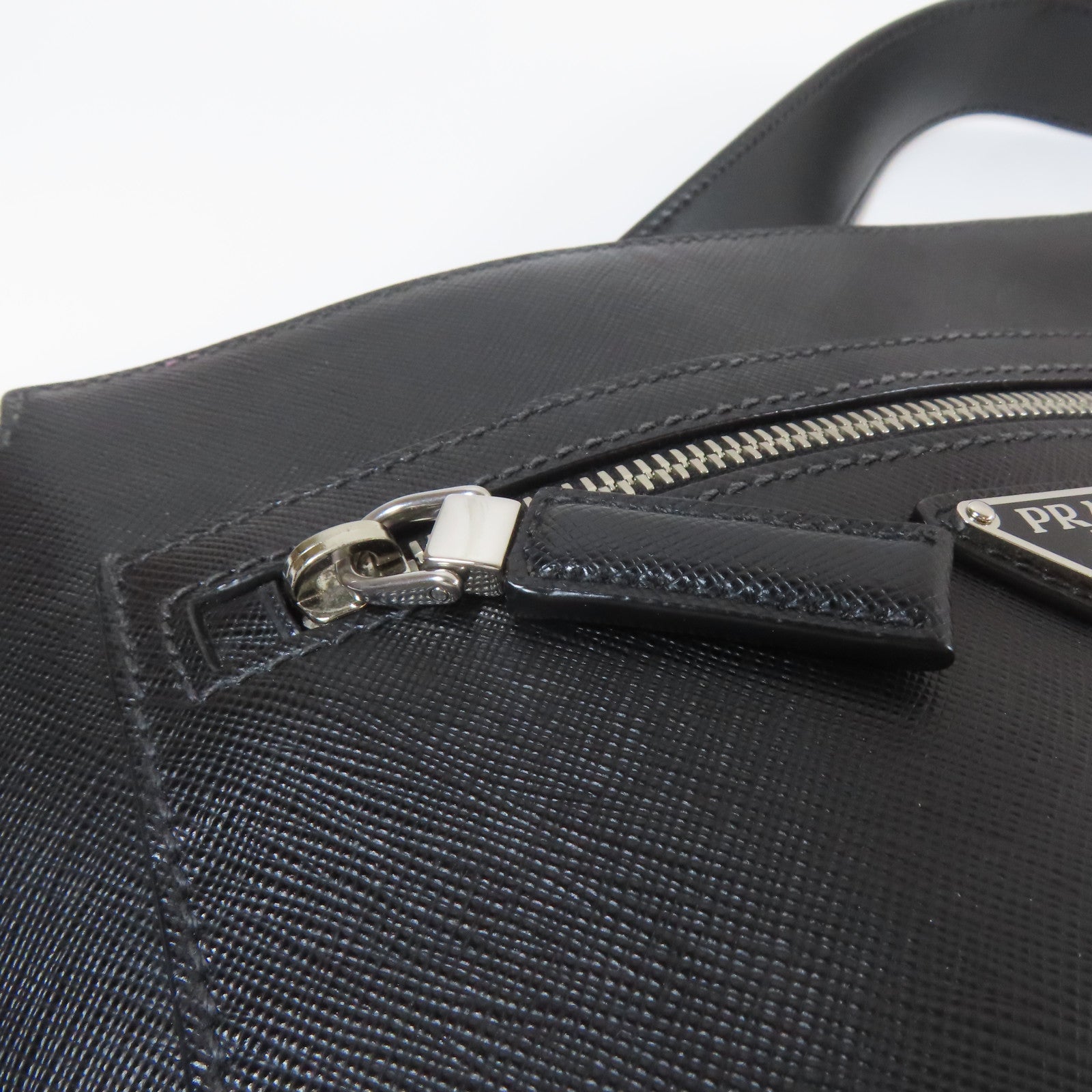 PRADA 牛皮皮革Shoulder Bag銀扣肩背袋黑色
