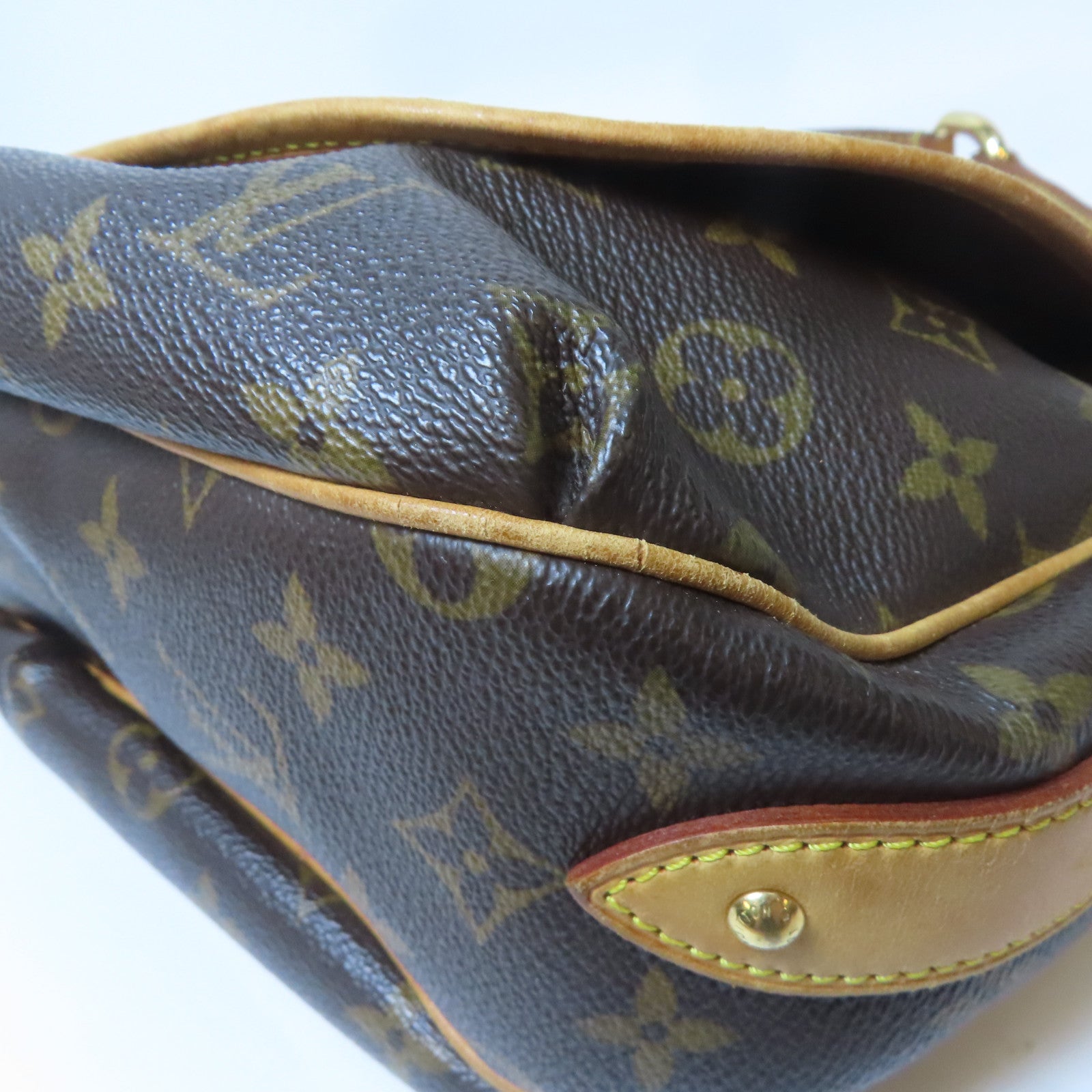 LOUIS VUITTON Monogram Tulum PM金扣肩背袋啡色