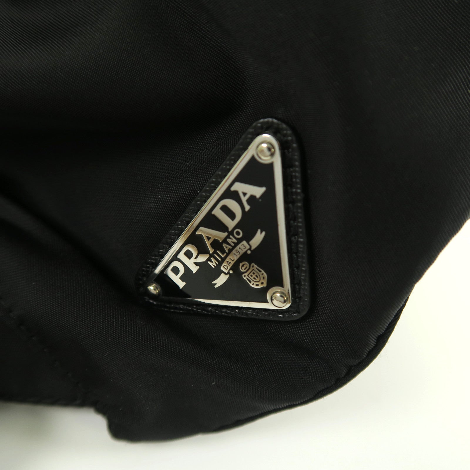 PRADA 尼龍Backpack銀扣背包黑色/粉紅色