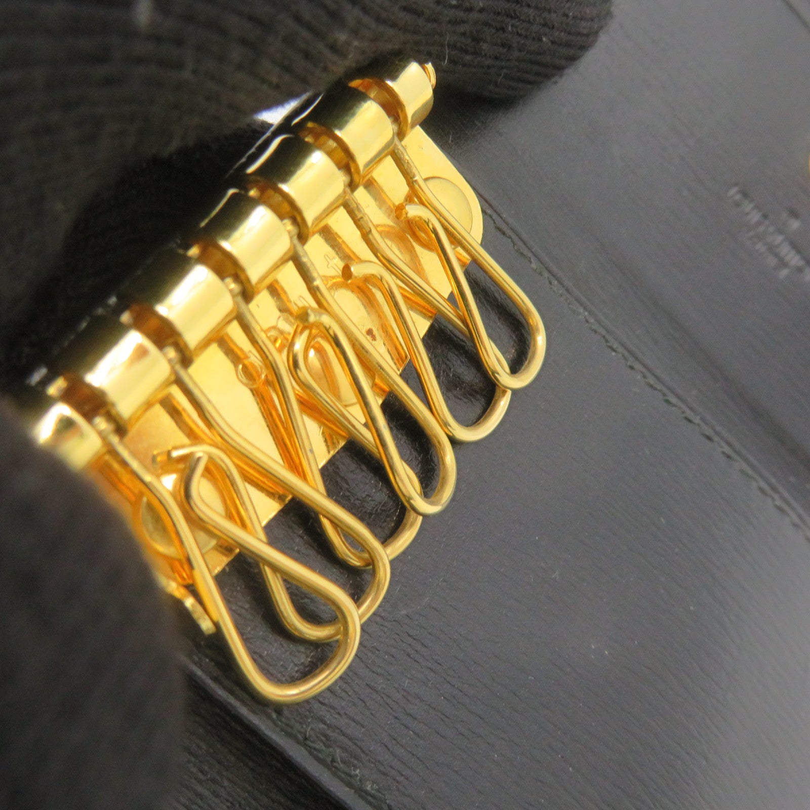 LOUIS VUITTON Epi Key holder鎖匙套黑色