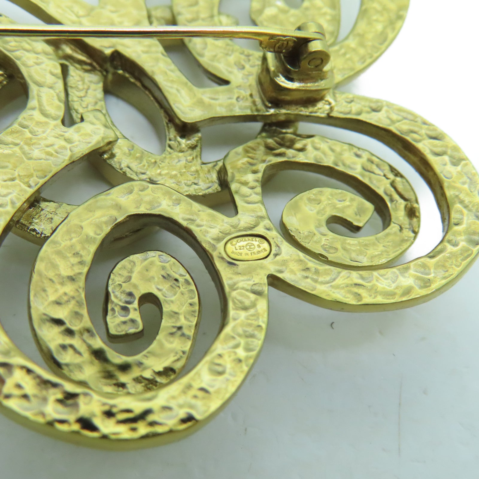 CHANEL 金属CC Brooch胸针金色