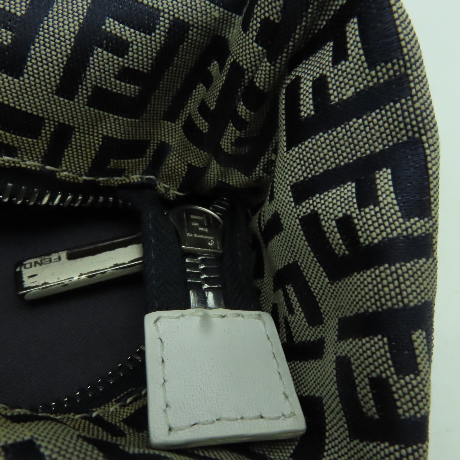 FENDI 帆布Tote Bag銀扣肩背袋啡色