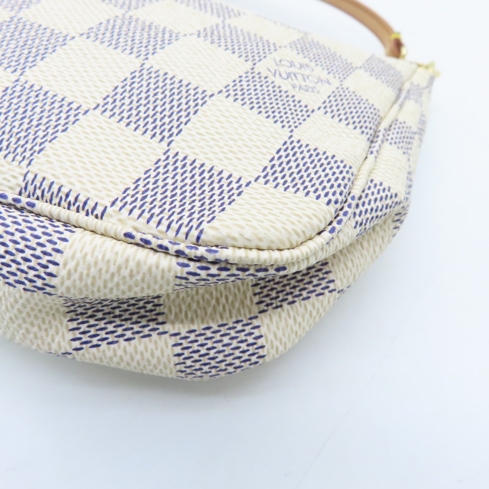 LOUIS VUITTON Damier Azur Pochette Accessories Gold Buckle Shoulder Bag White
