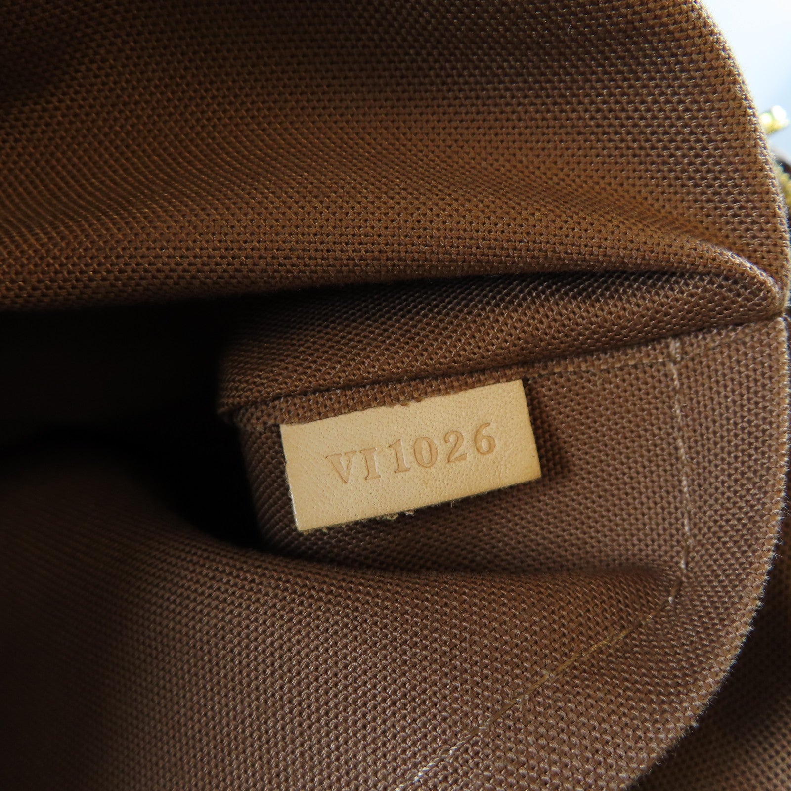 LOUIS VUITTON Monogram Lockit Horizontal金扣手挽袋啡色