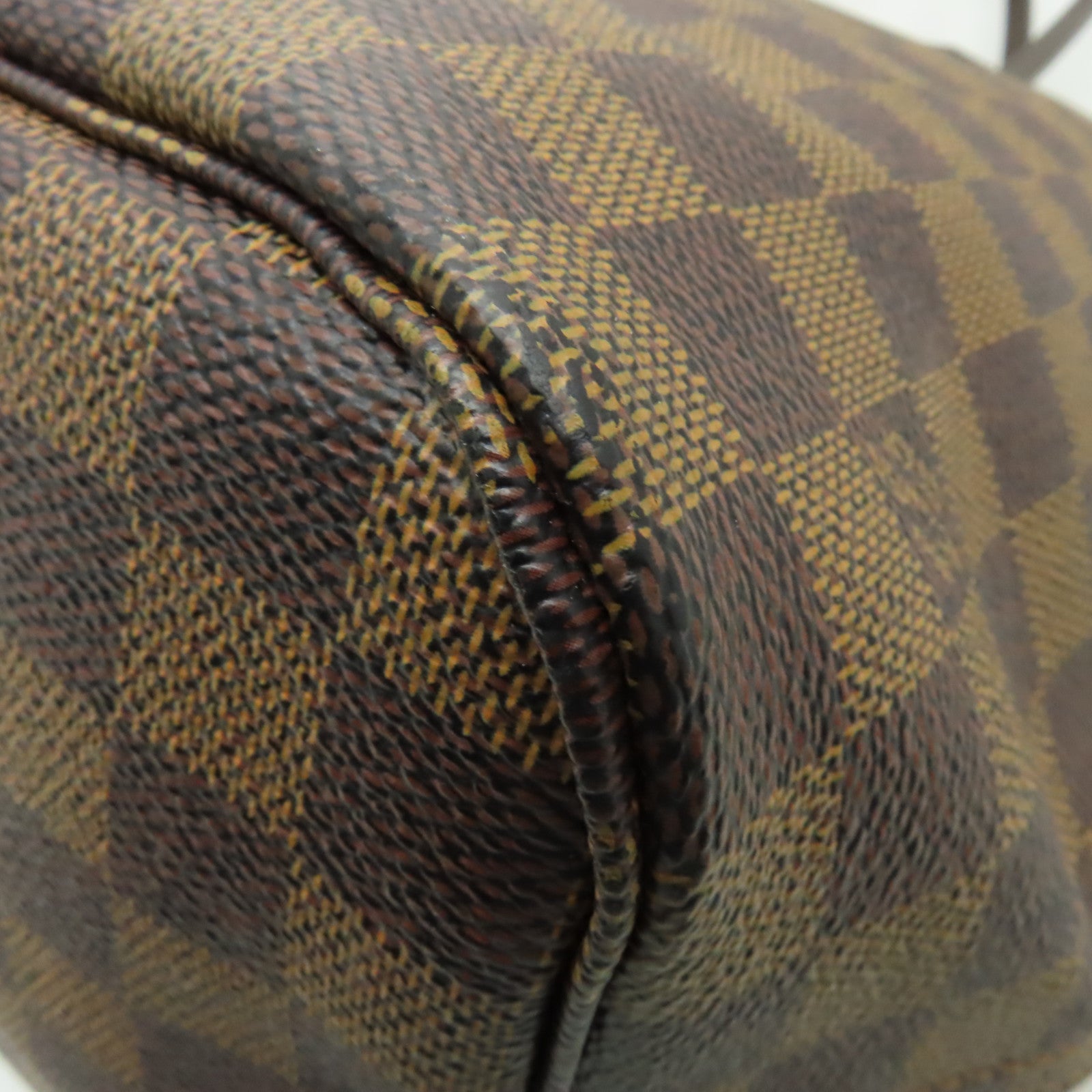 LOUIS VUITTON Damier Neverfull MM金扣手挽袋棕色