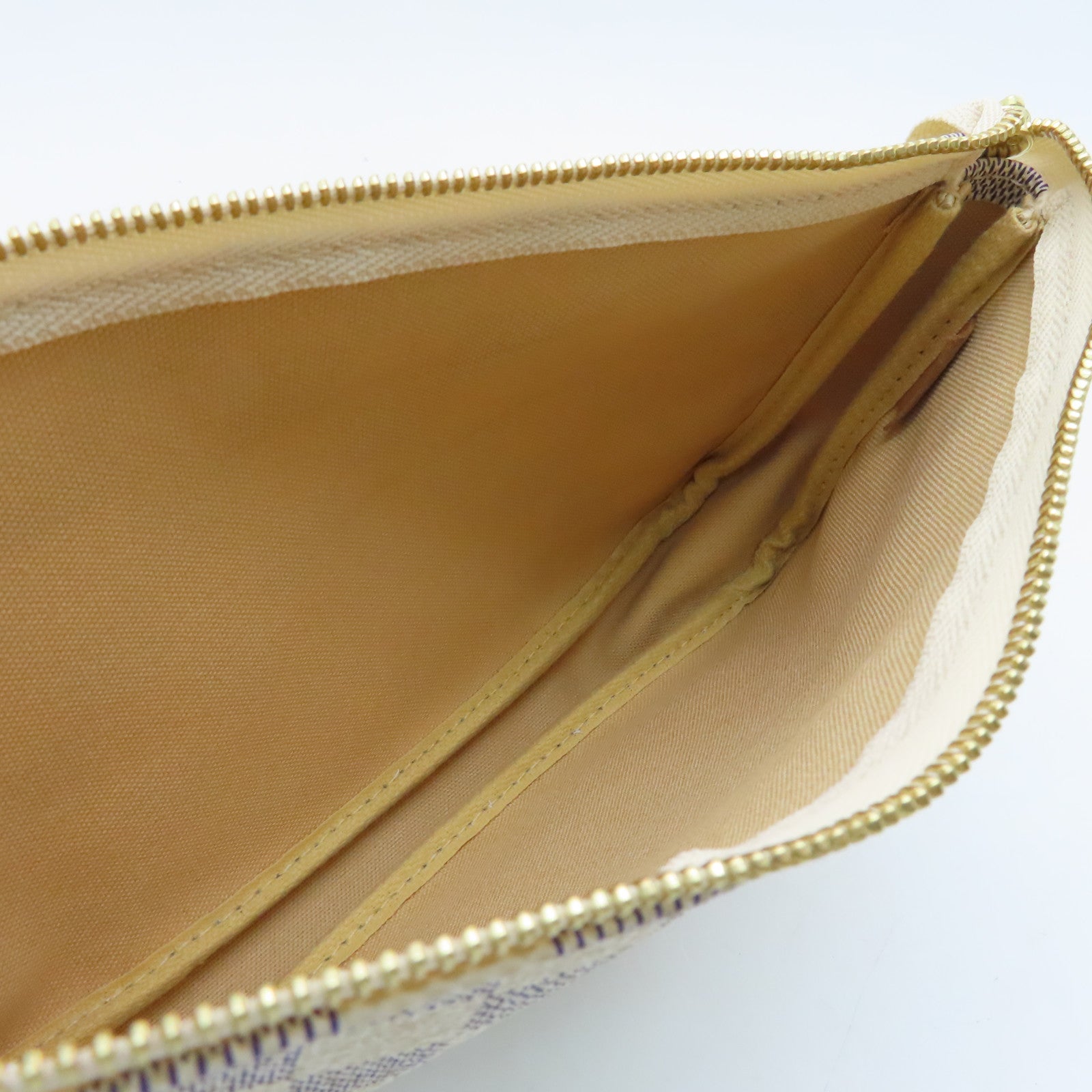 LOUIS VUITTON Damier Azur Pochette Accessories Gold Buckle Shoulder Bag White