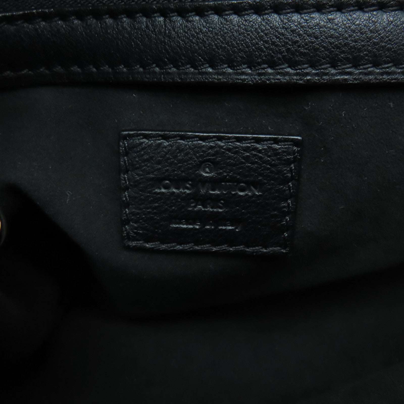 LOUIS VUITTON Lilia皮革Antheia銀扣手挽袋黑色