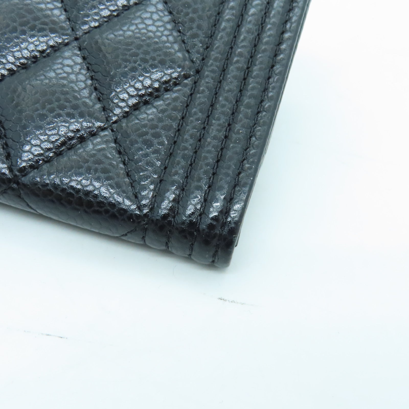 CHANEL 菱格Caviar皮革Boy Card Case金扣卡片套黑色