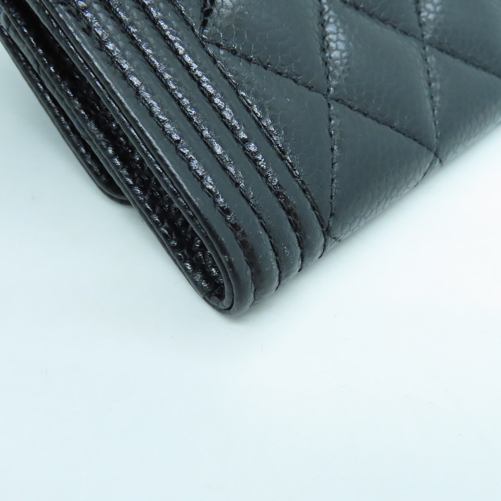 CHANEL 菱格Caviar皮革Boy Card Case金扣卡片套黑色