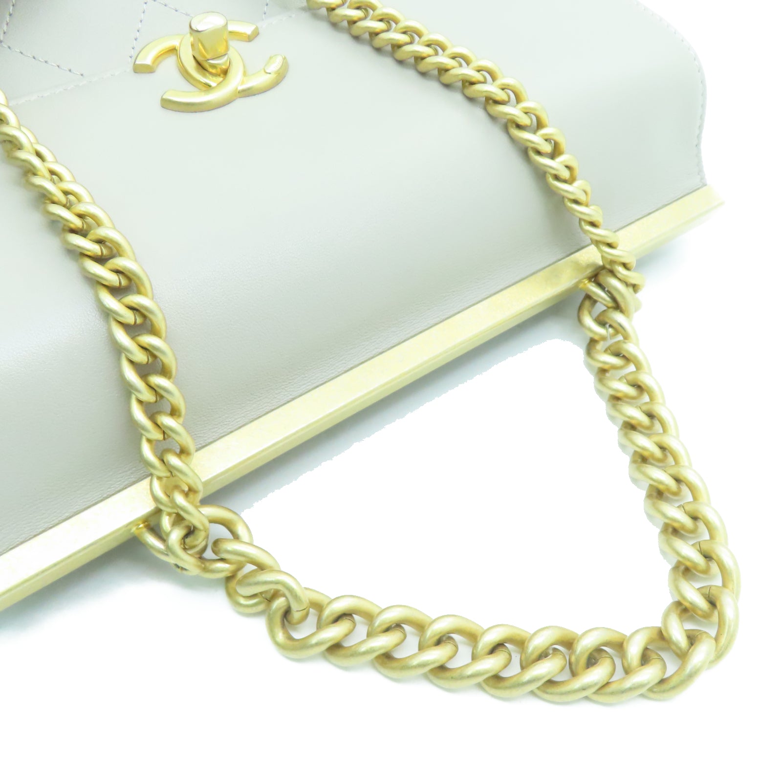 CHANEL 菱格牛皮皮革Chain Shoulder金扣鏈帶肩背袋灰色