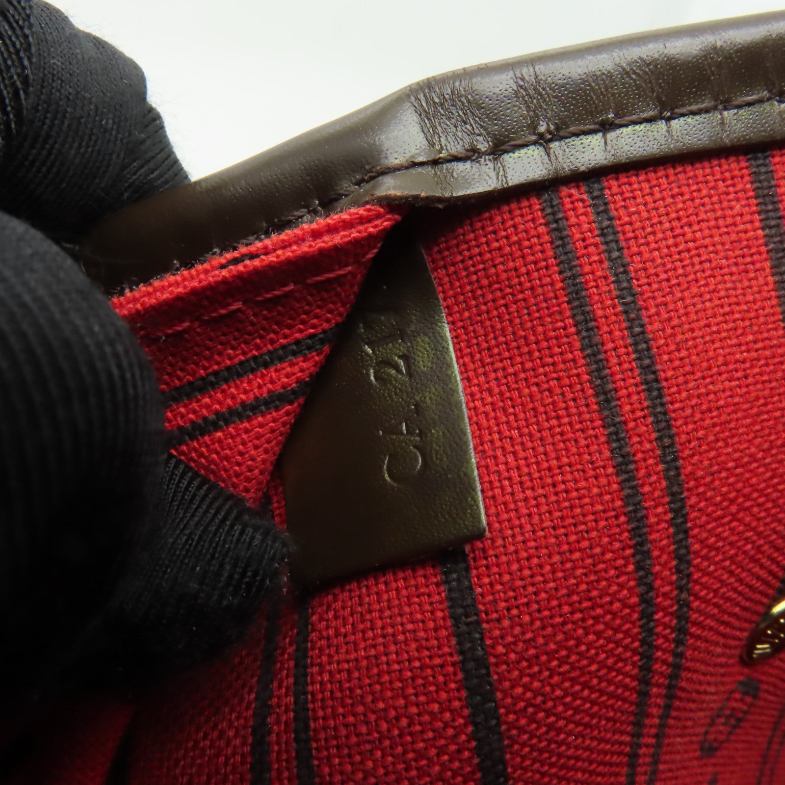 LOUIS VUITTON Damier Neverfull MM金扣手挽袋棕色