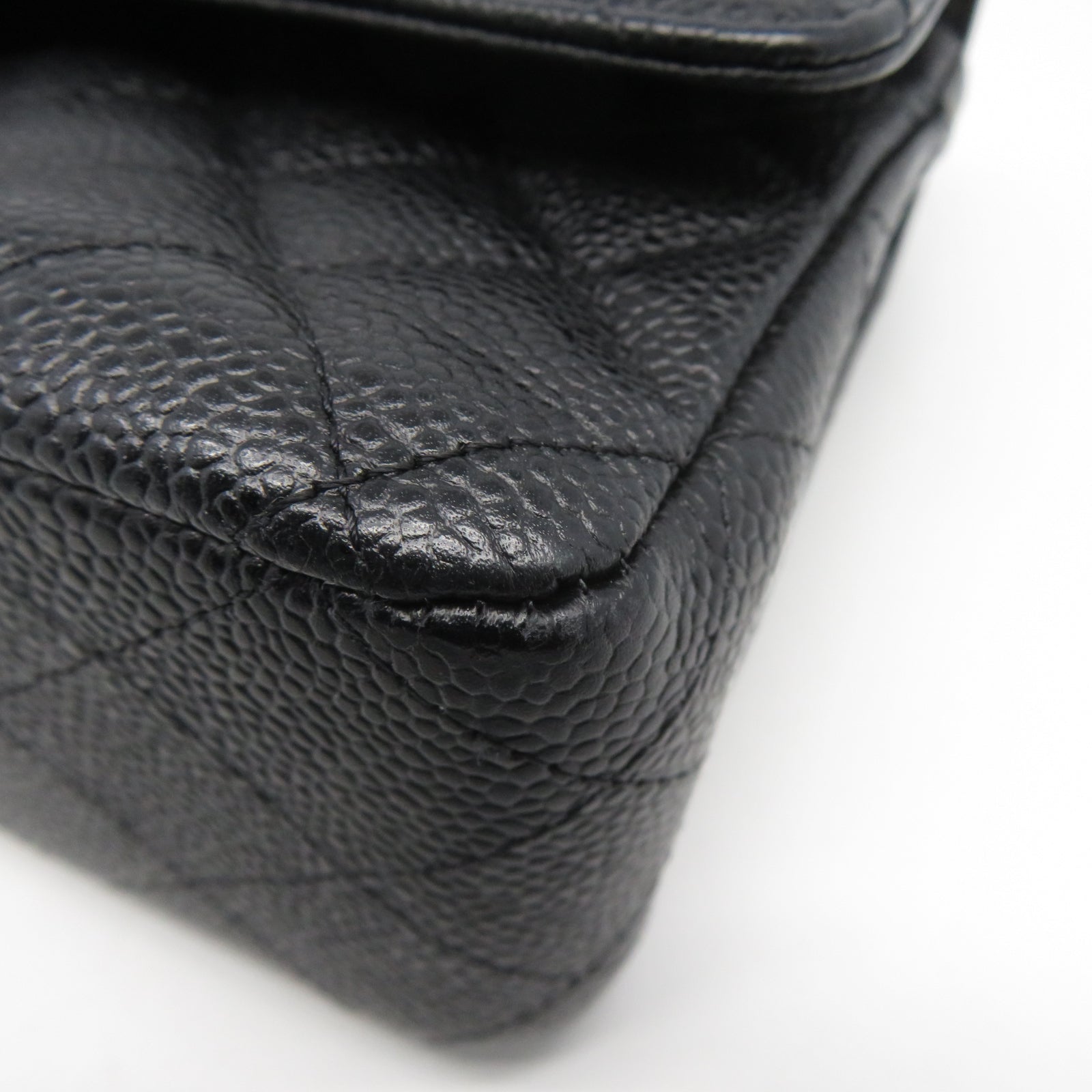 CHANEL 菱格Caviar皮革Classic 25銀扣鏈帶肩背袋黑色