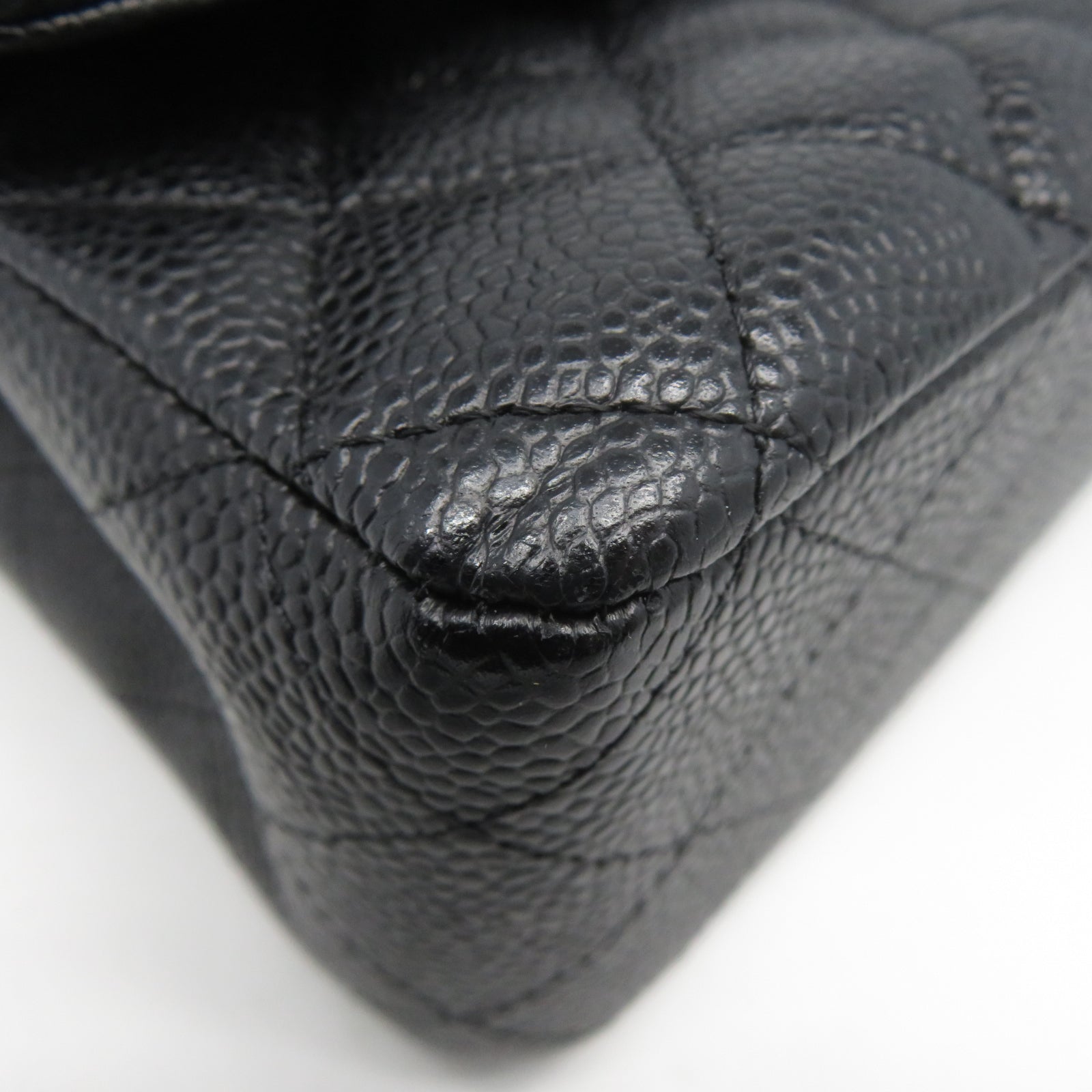 CHANEL 菱格Caviar皮革Classic 25銀扣鏈帶肩背袋黑色