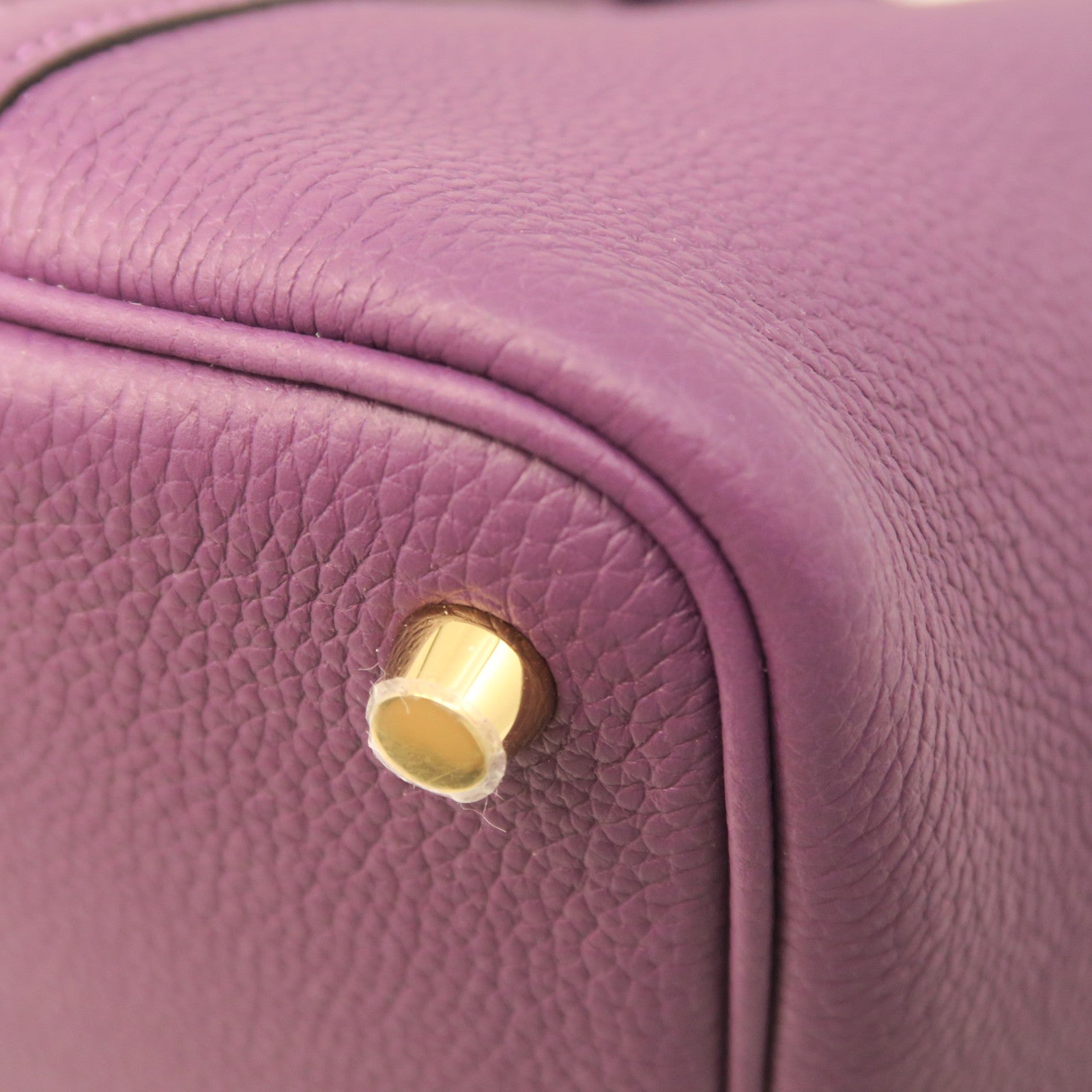 HERMES Taurillon Clemence Leather Picotin PM Gold Buckle Handle Bag Cassis Purple
