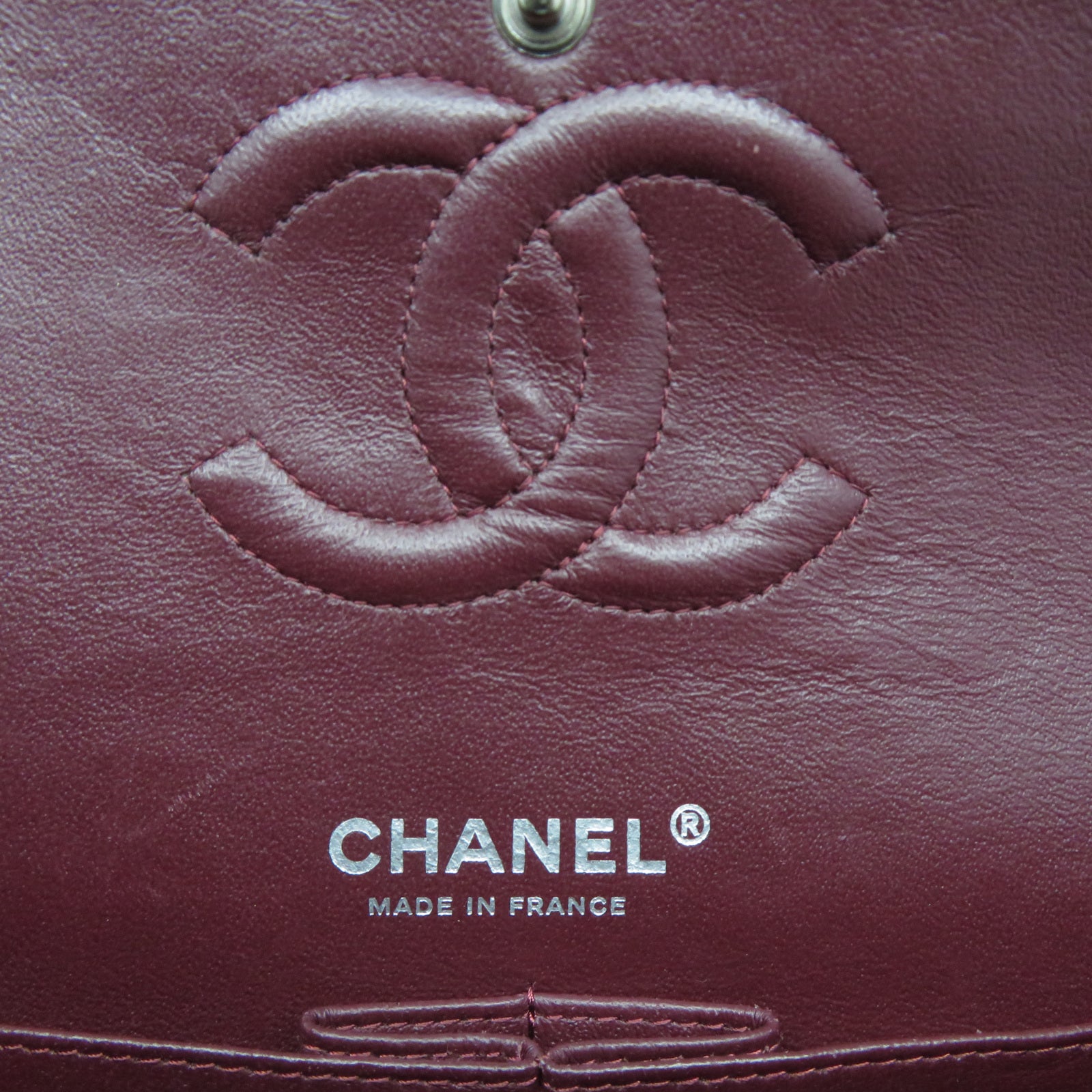 CHANEL 菱格Caviar皮革Classic 25銀扣鏈帶肩背袋黑色