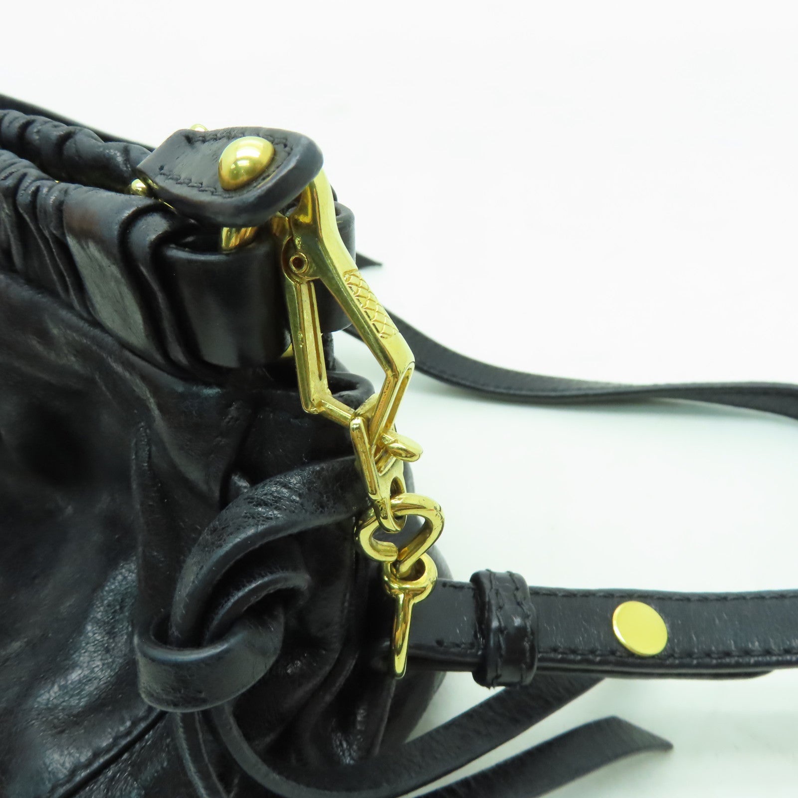 Miu Miu 牛皮皮革Shoulder Bag金扣肩背袋黑色