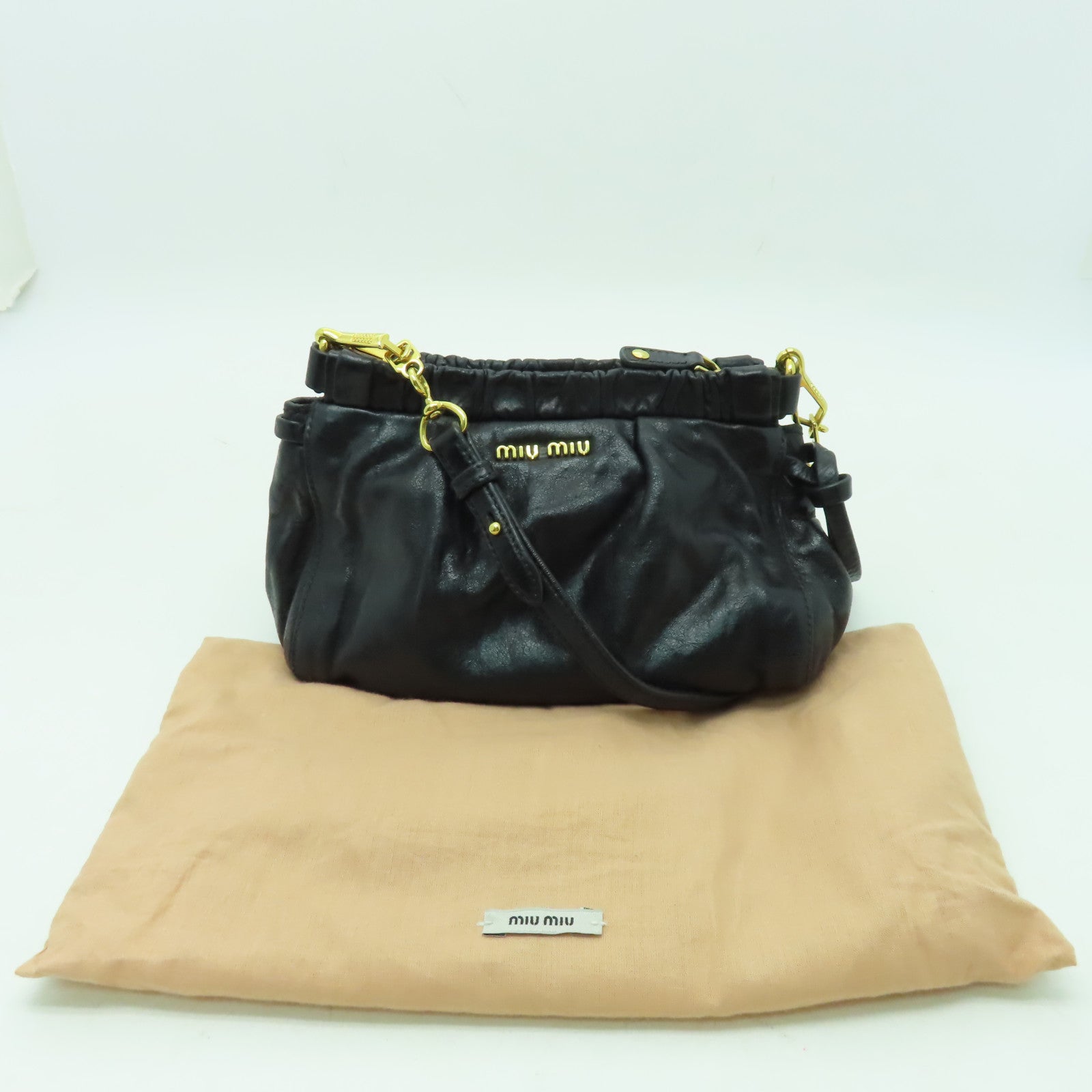 Miu Miu 牛皮皮革Shoulder Bag金扣肩背袋黑色
