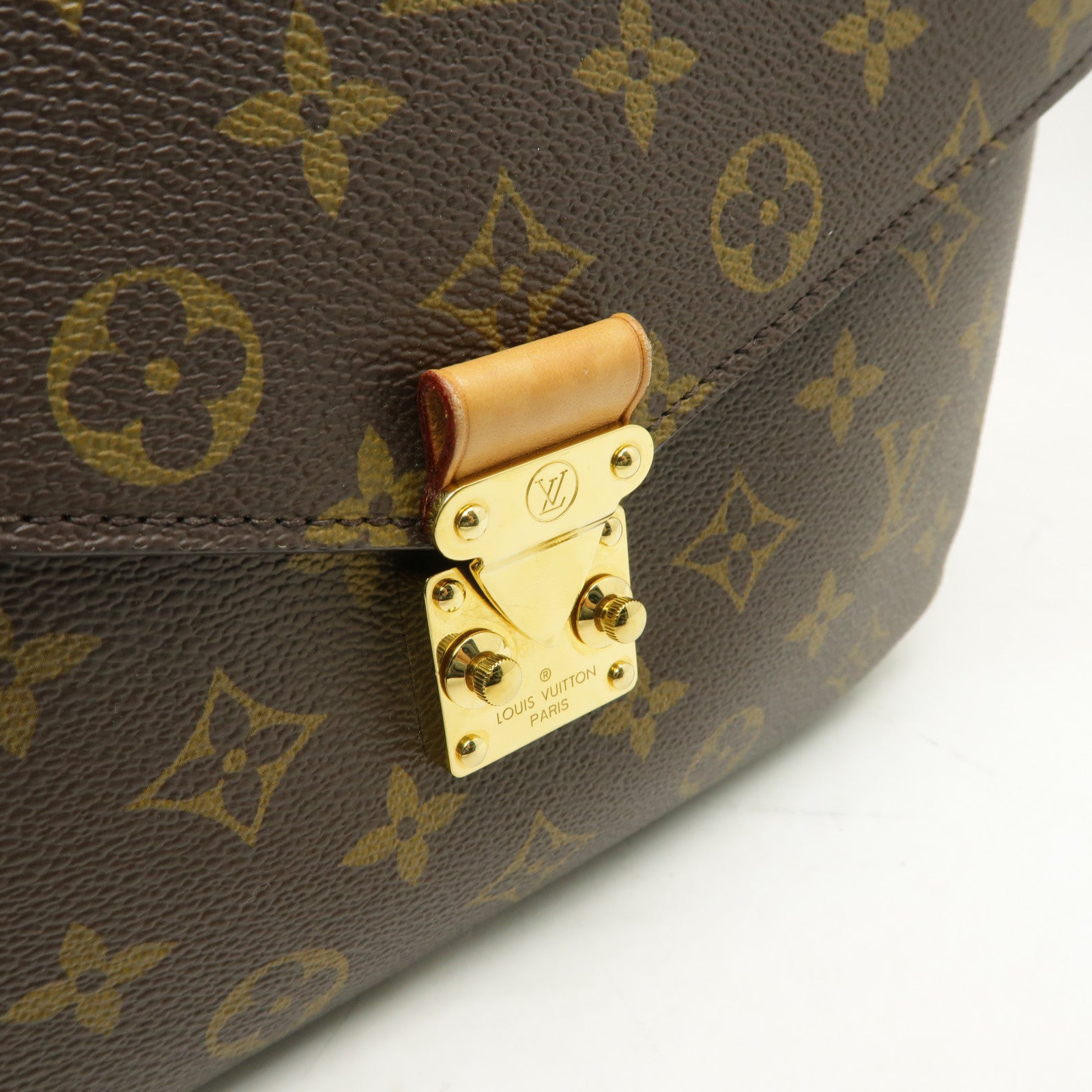 LOUIS VUITTON Monogram Pochette Metis MM金扣手挽肩背兩用袋棕色