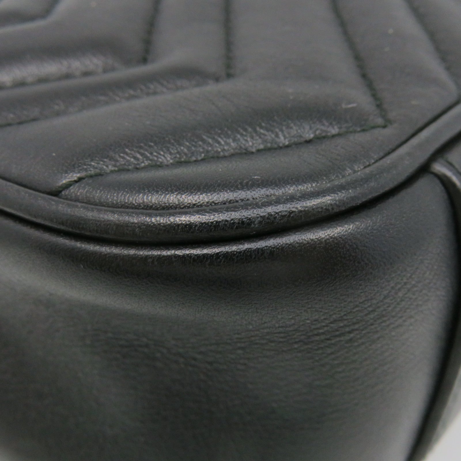 GUCCI 牛皮皮革GG Marmont Chain Shoulder Bag金扣鏈帶肩背袋黑色