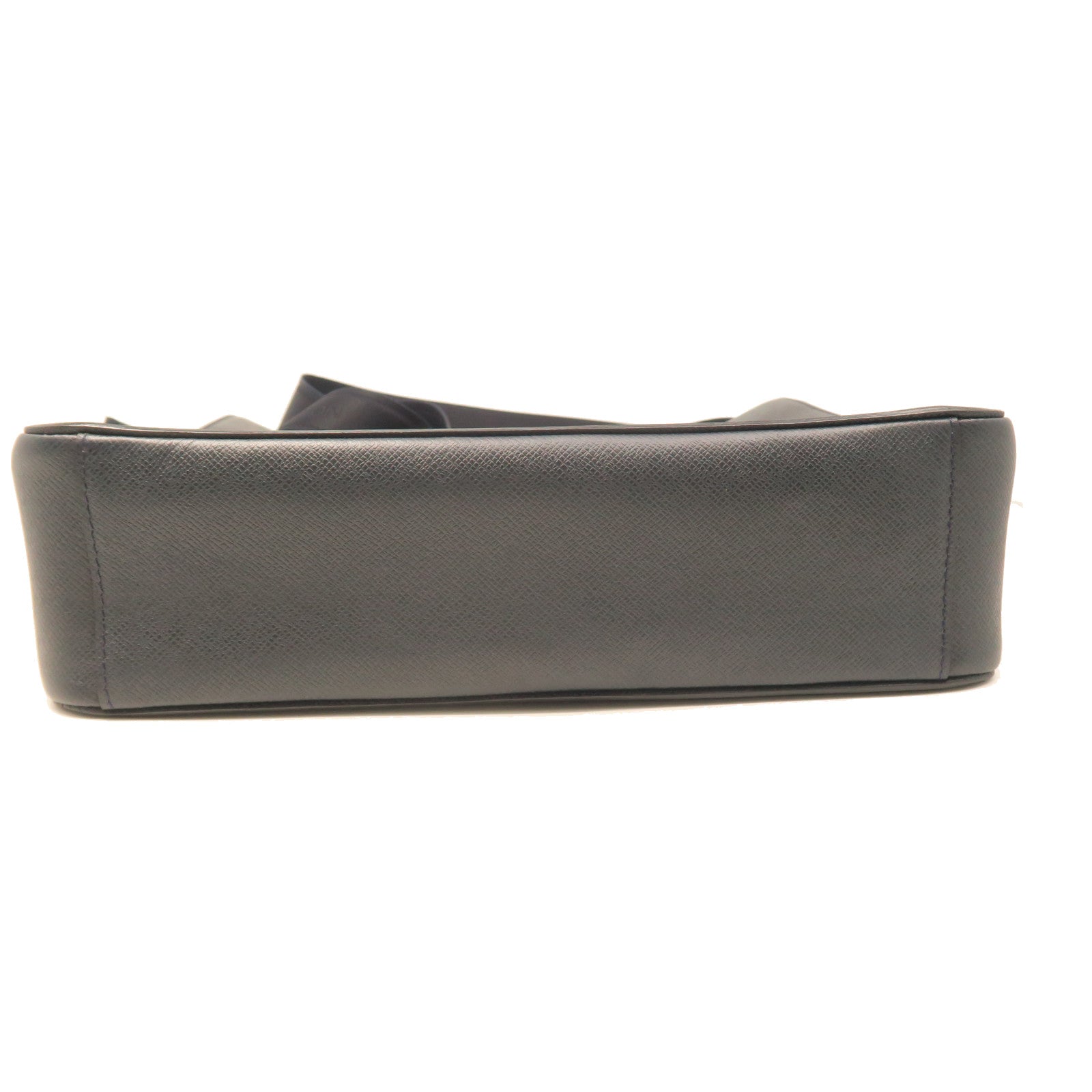 LOUIS VUITTON Taiga Roman MM Silver Buckle Shoulder Bag Black